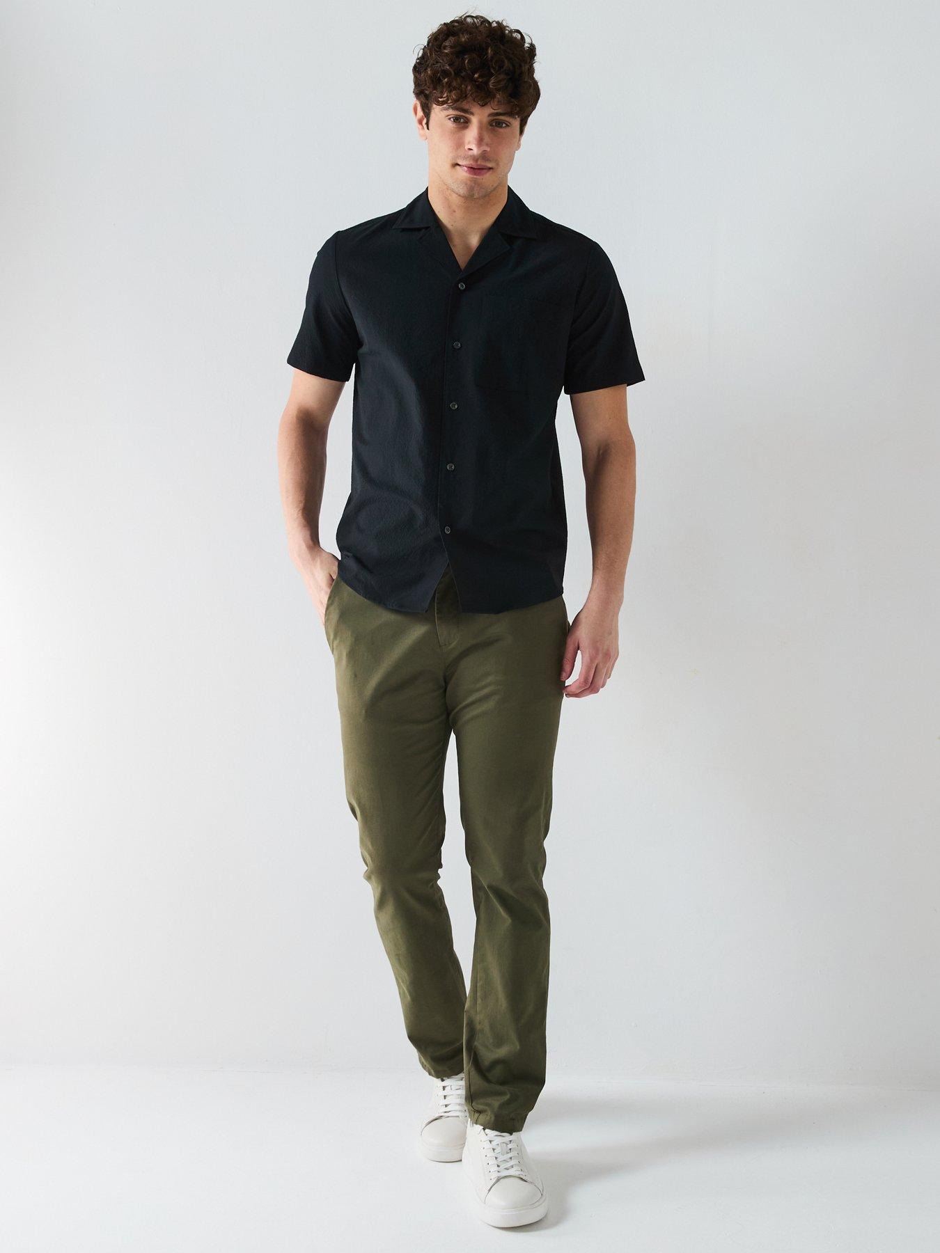 Image 3 of 6 of HUGO Ellino Relaxed Seersucker Short Sleeve Shirt - Black