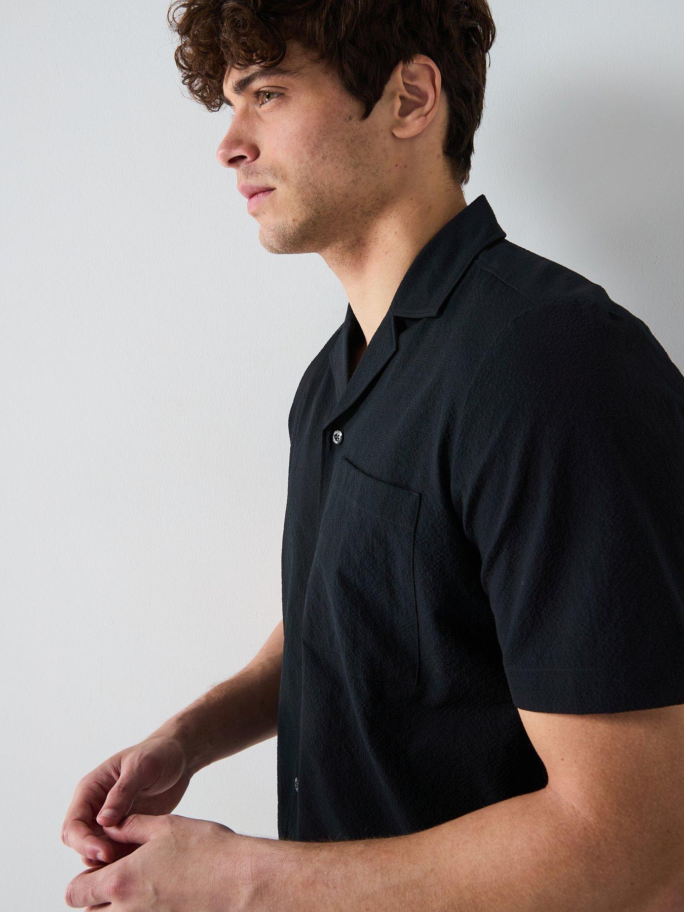 Image 4 of 6 of HUGO Ellino Relaxed Seersucker Short Sleeve Shirt - Black