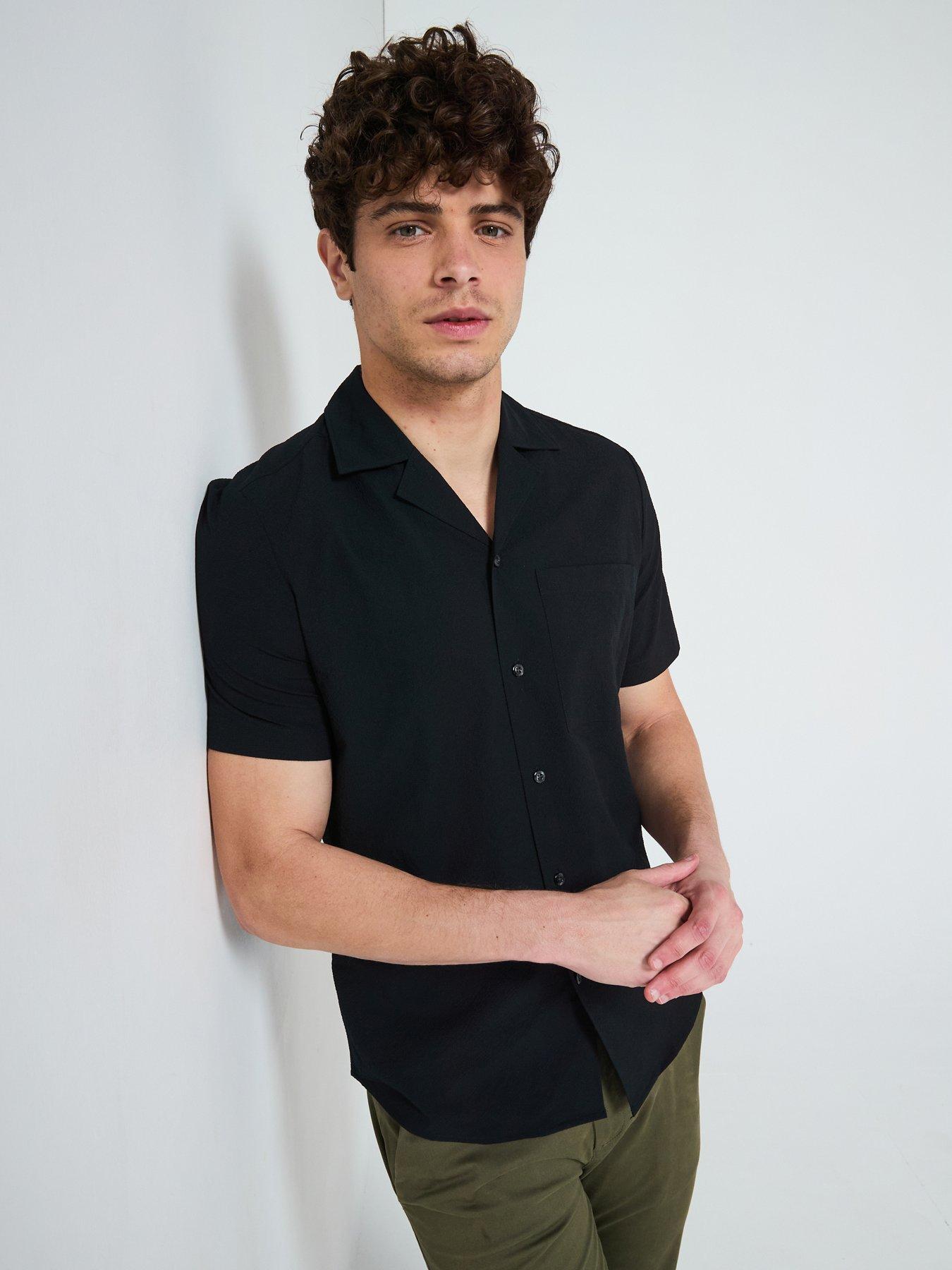 Image 5 of 6 of HUGO Ellino Relaxed Seersucker Short Sleeve Shirt - Black