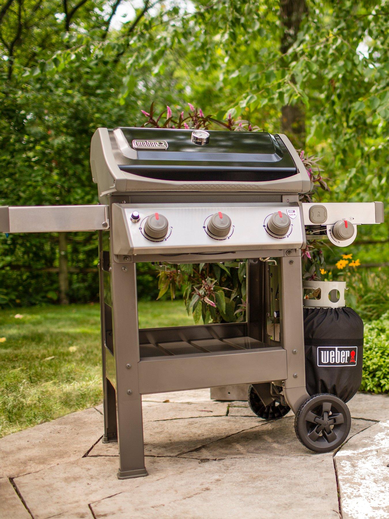 undefined Spirit II E-320 3-Burner Gas Barbecue