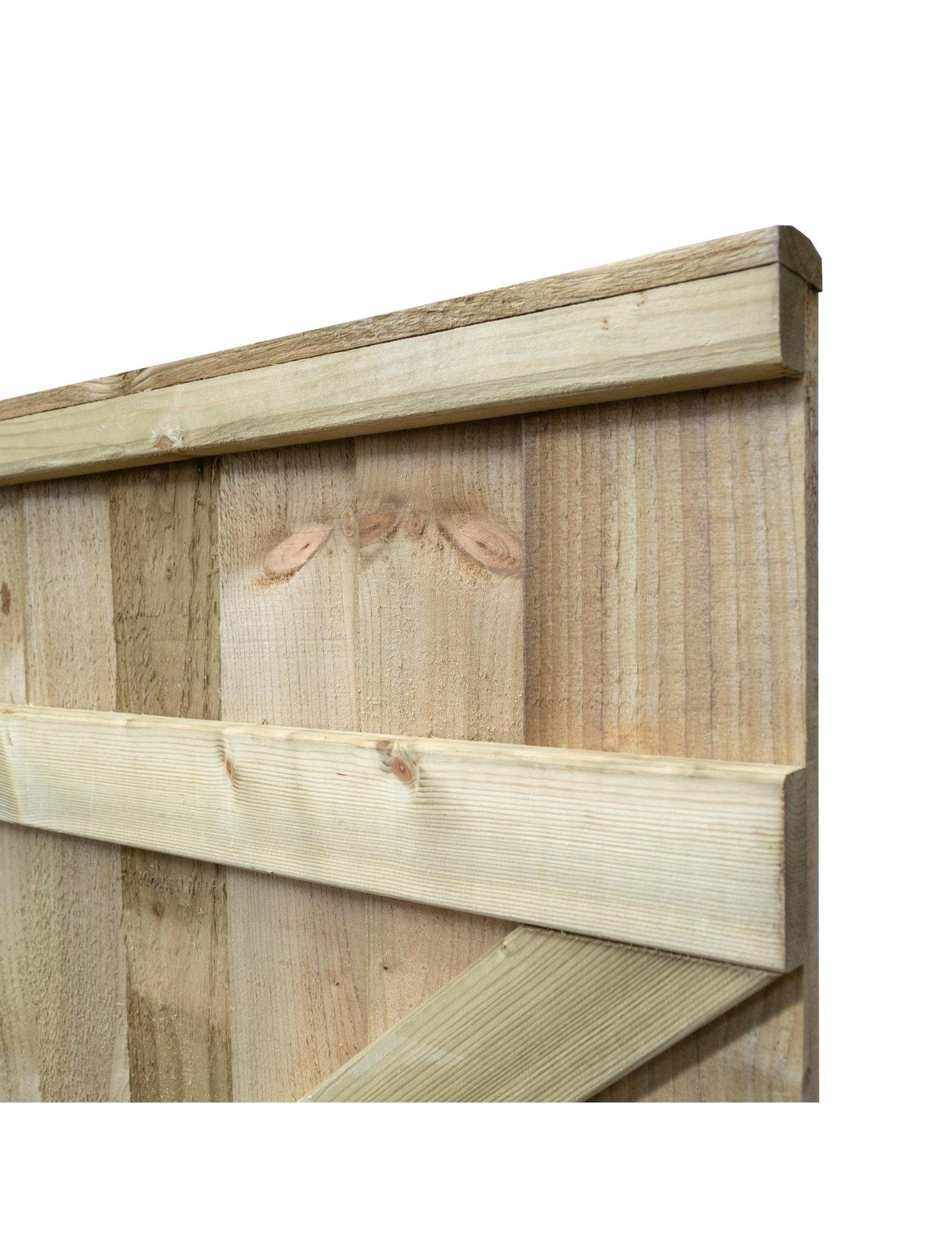 Image 6 of 6 of Rowlinson Featheredge Square Top Wooden Gate