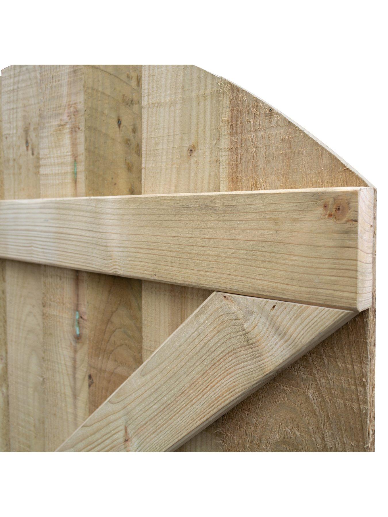 Image 6 of 6 of Rowlinson Featheredge Arch Top Wooden Gate