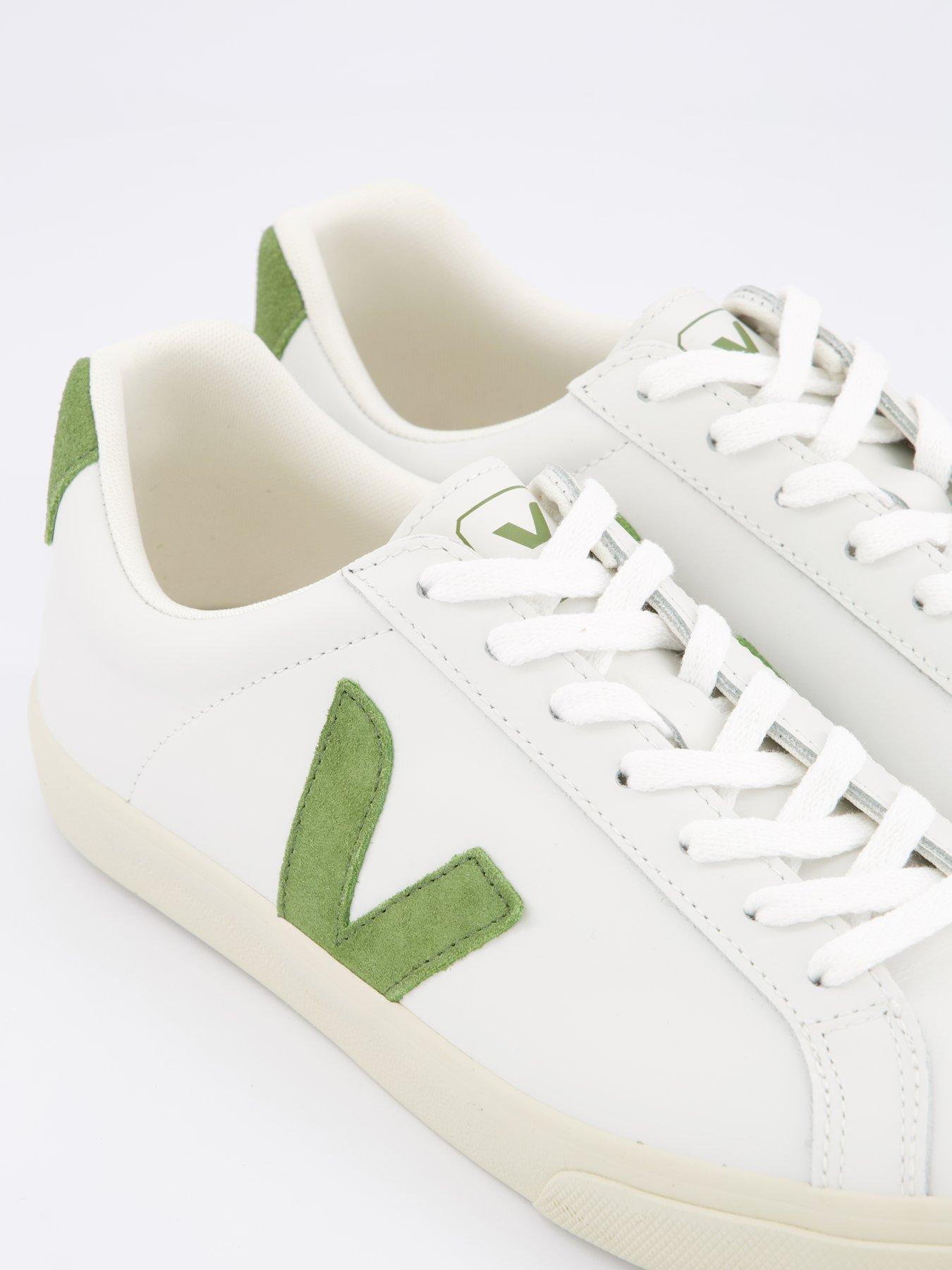 Image 5 of 7 of Veja Men's Esplar Logo Trainers - White/Green