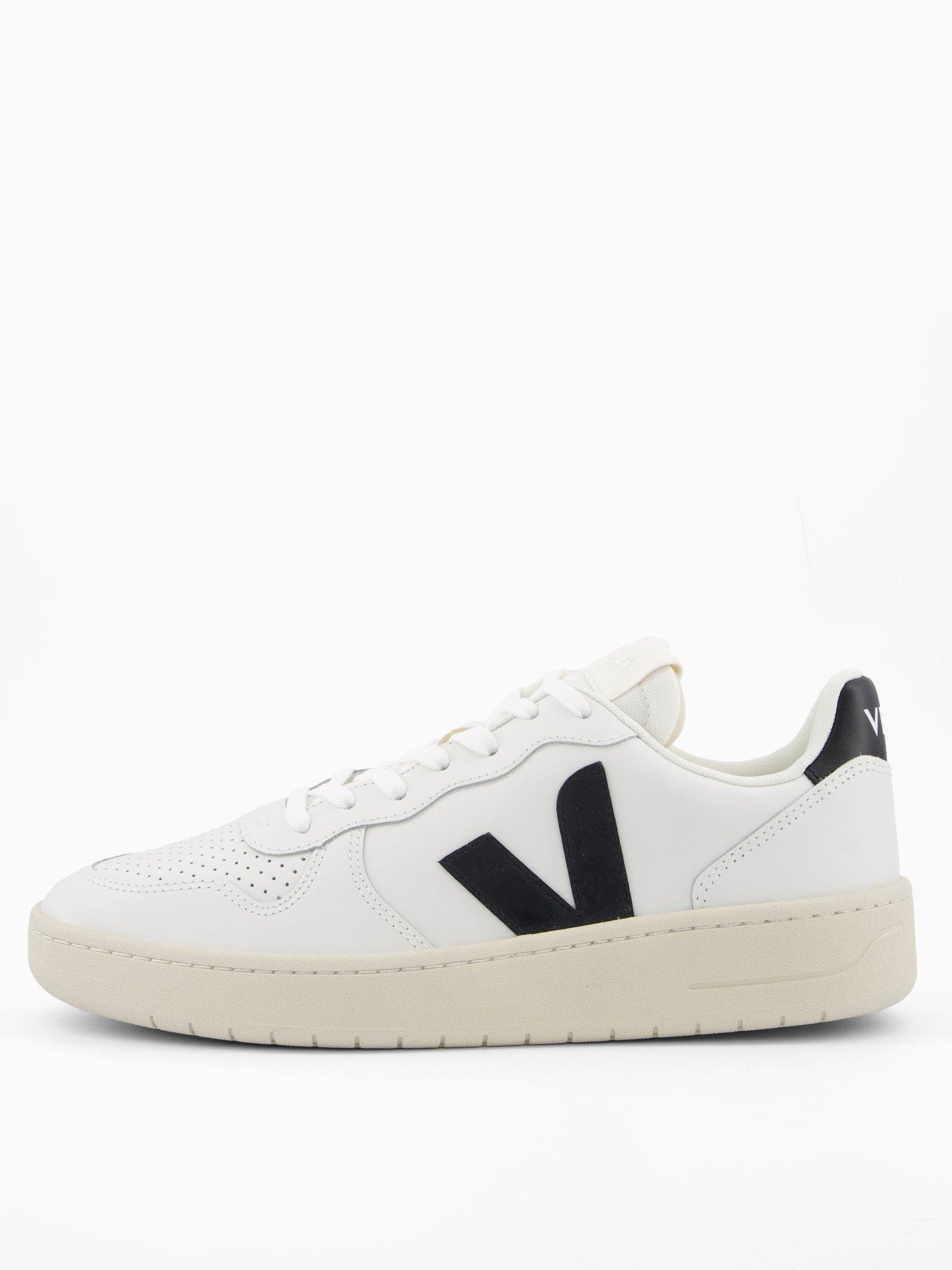 Veja Men's V-10 Trainers - White/Black