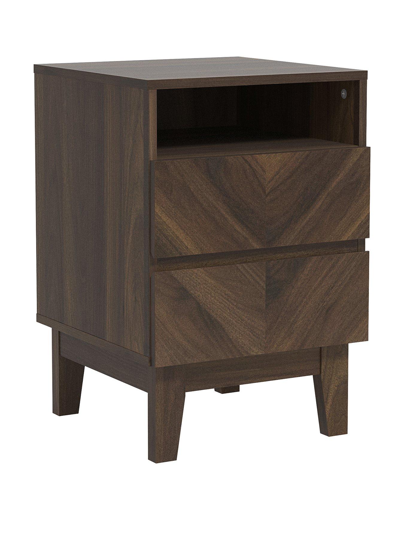 Image 3 of 7 of GFW Camborne Lamp Table