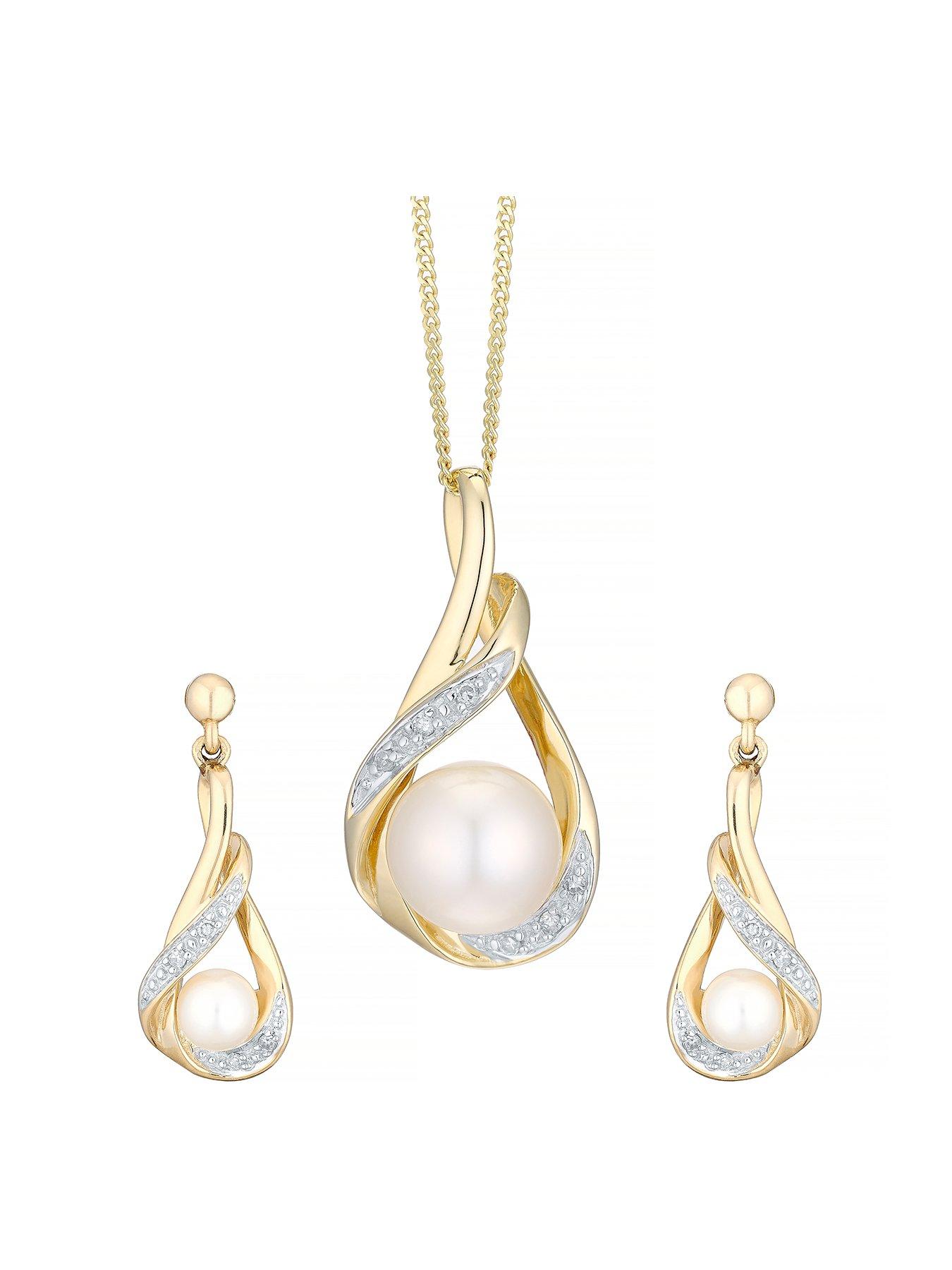 Product photograph of Ernest Jones 9ct Yellow Gold Cultured Freshwater Pearl Diamond Set from very.co.uk