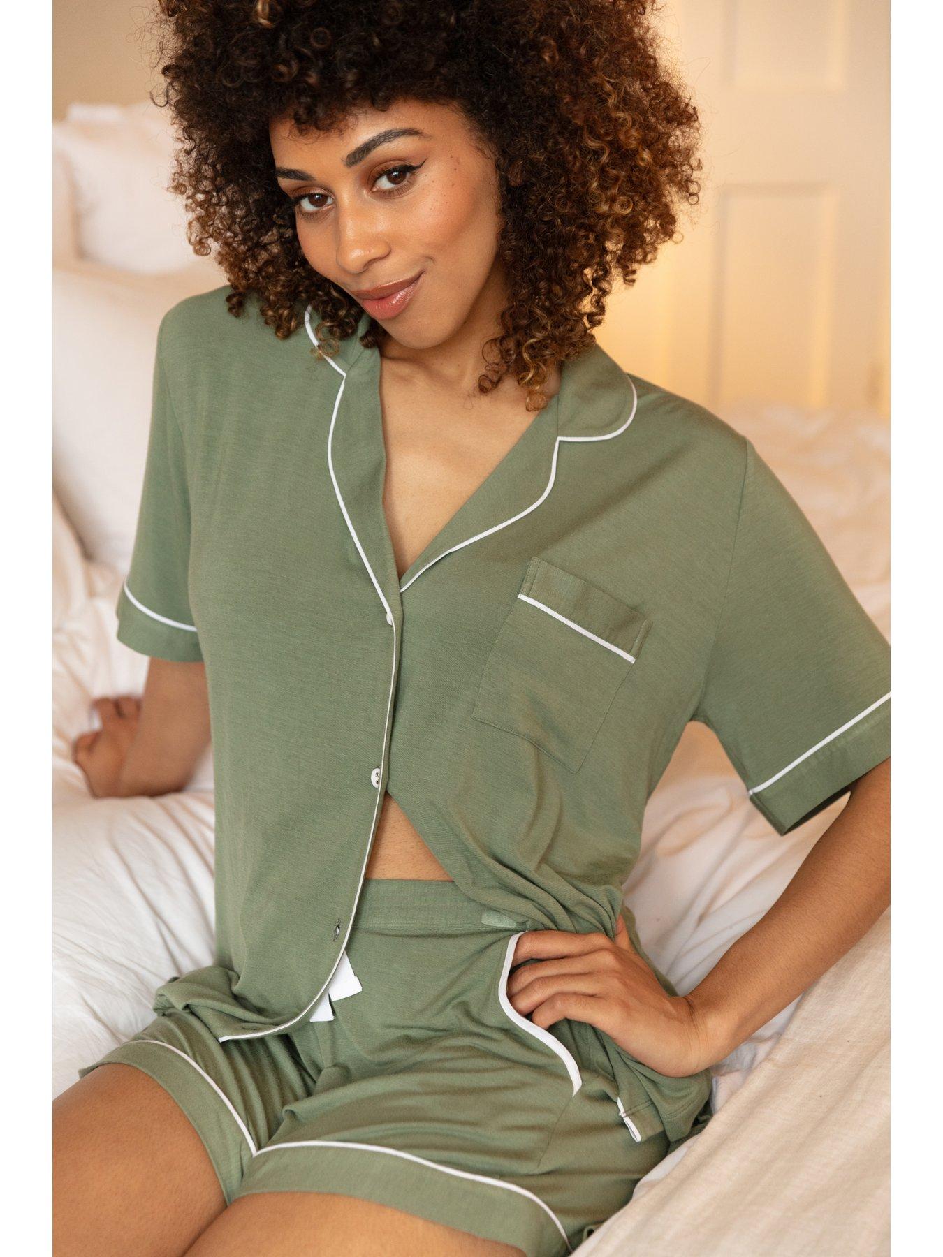 Image 4 of 4 of Cyberjammies Lea Sage Green Revere Jersey S/slv Shorty Set