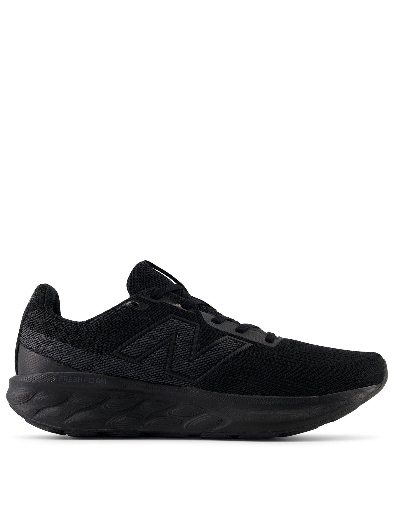 undefined Mens Running 520 V9 Trainers - Black