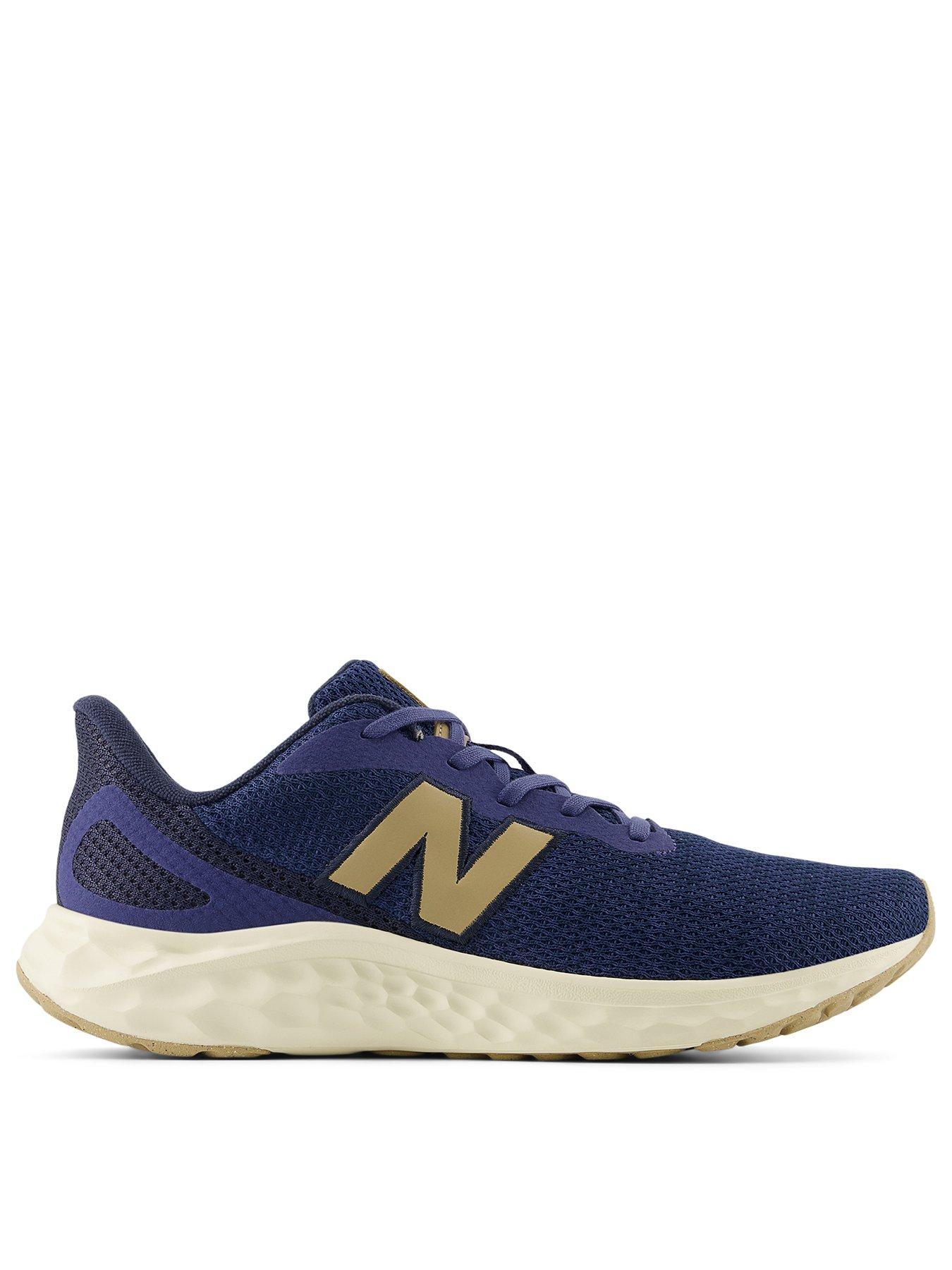 undefined Mens Running Arishi V4 Trainers - Dream State
