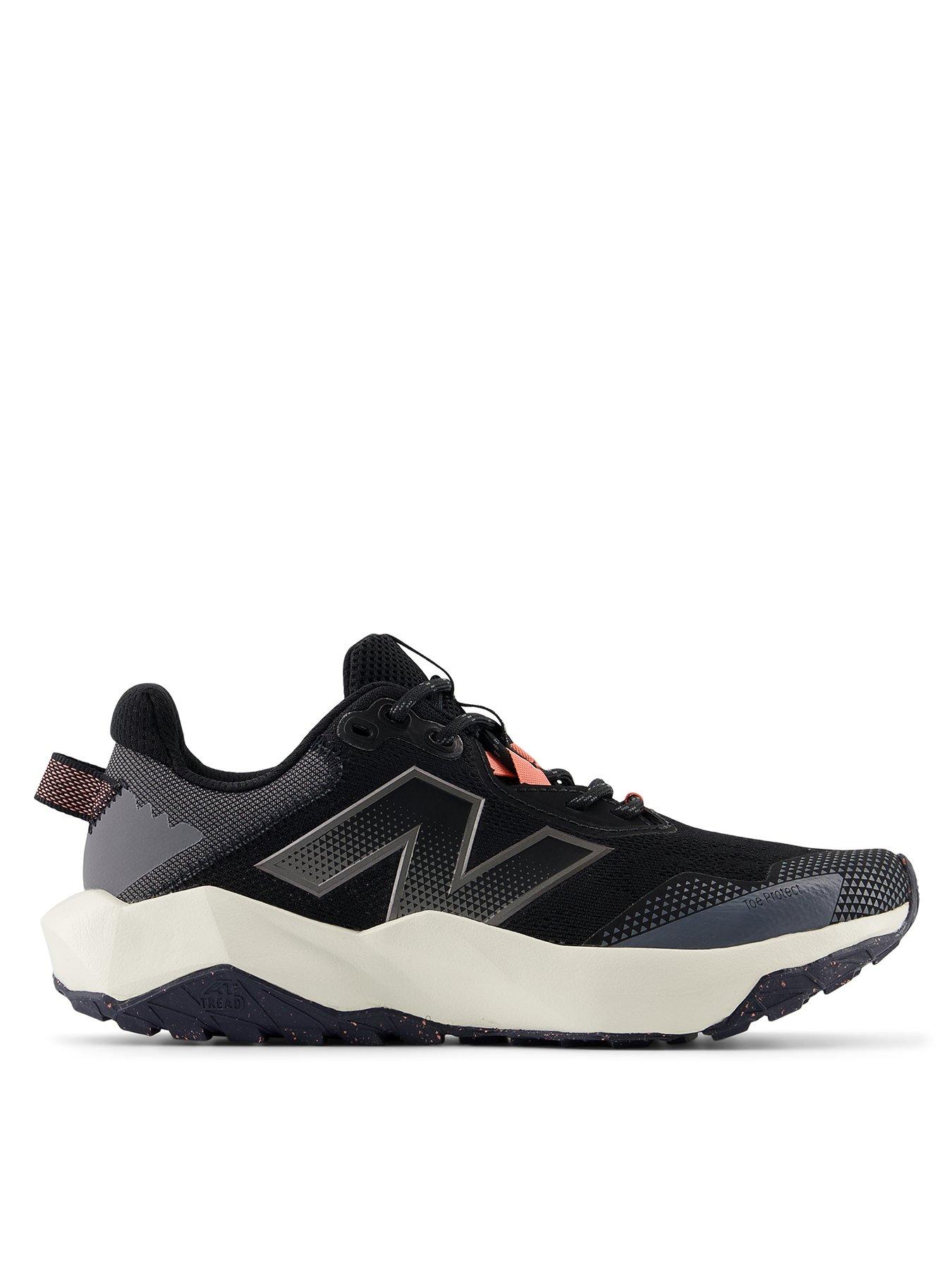 undefined Womens Trail Running Dynasoft Nitrel V6 Trainers - Black