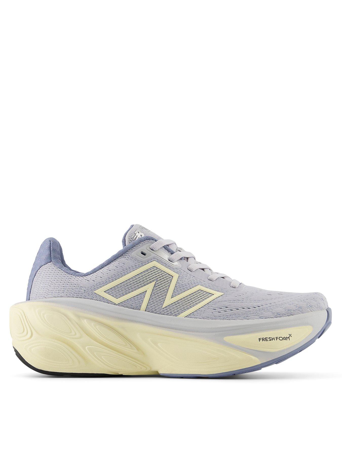 undefined Womens Running More V5 Trainers - Grey