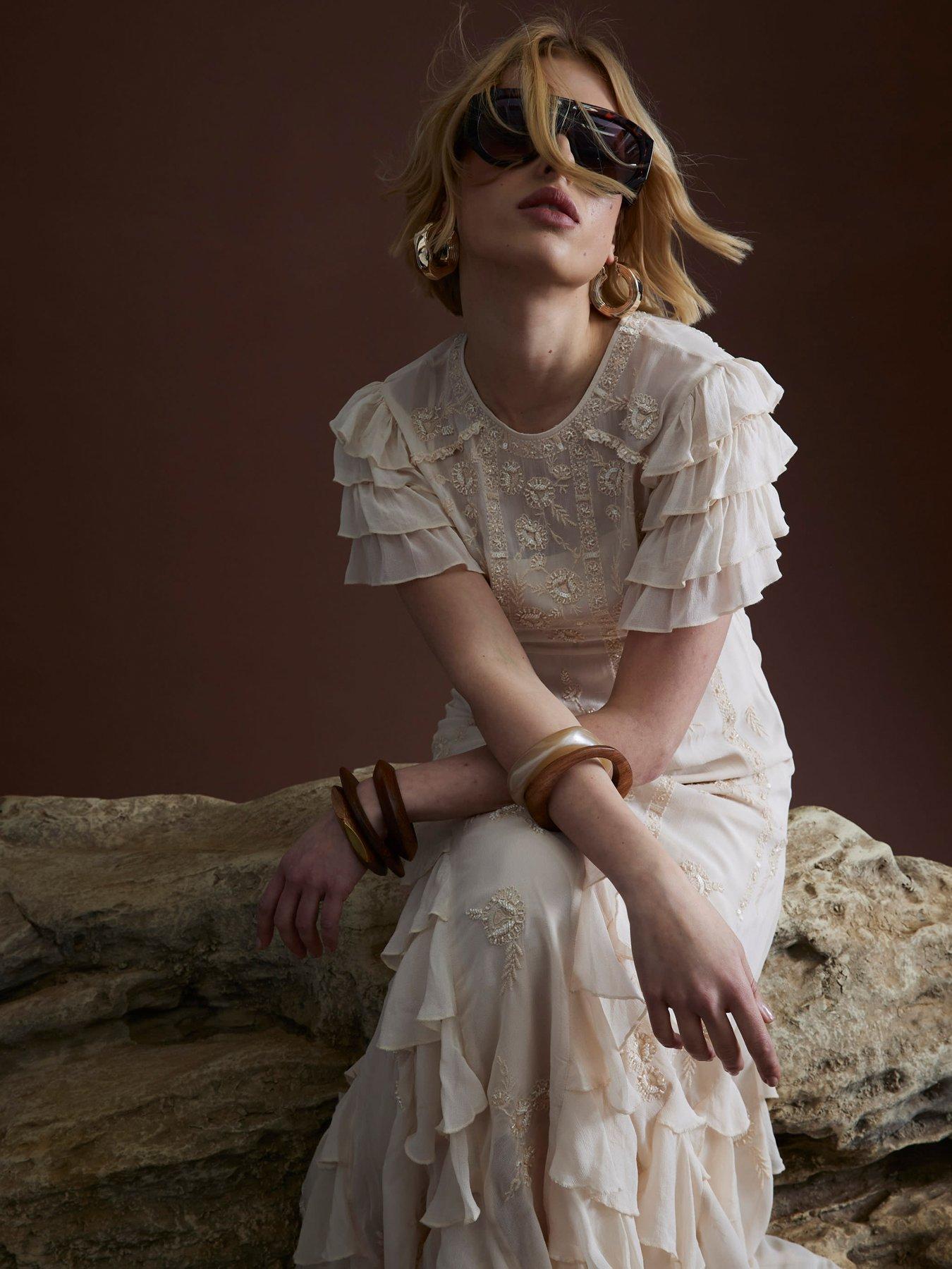 Image 3 of 4 of River Island Ruffle Embellished Maxi - Light Pink