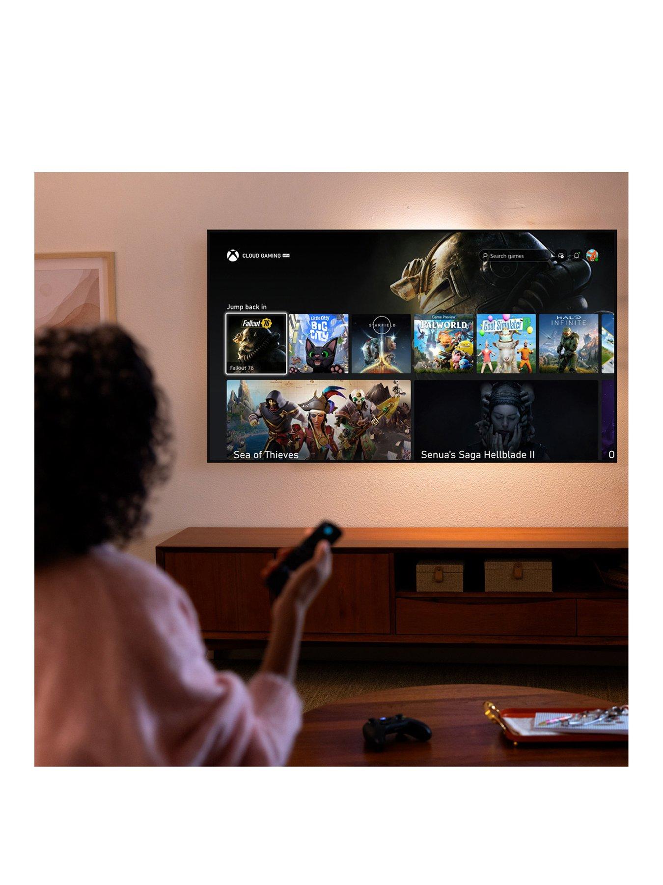 Image 3 of 8 of Xbox Gaming Bundle &ndash; Fire TV stick 4K, Xbox Wireless Controller &amp; 1 Month Game Pass Ultimate