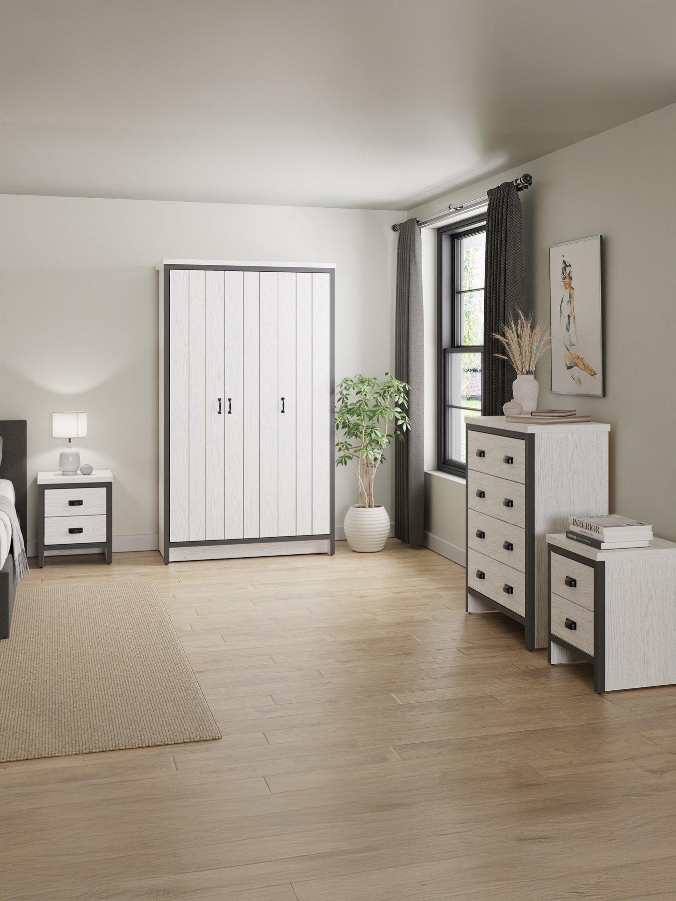 Image of GFW Boston 4 Piece Package - 3 Door Wardrobe, Chest of 4 Drawers and 2 Bedside Chests