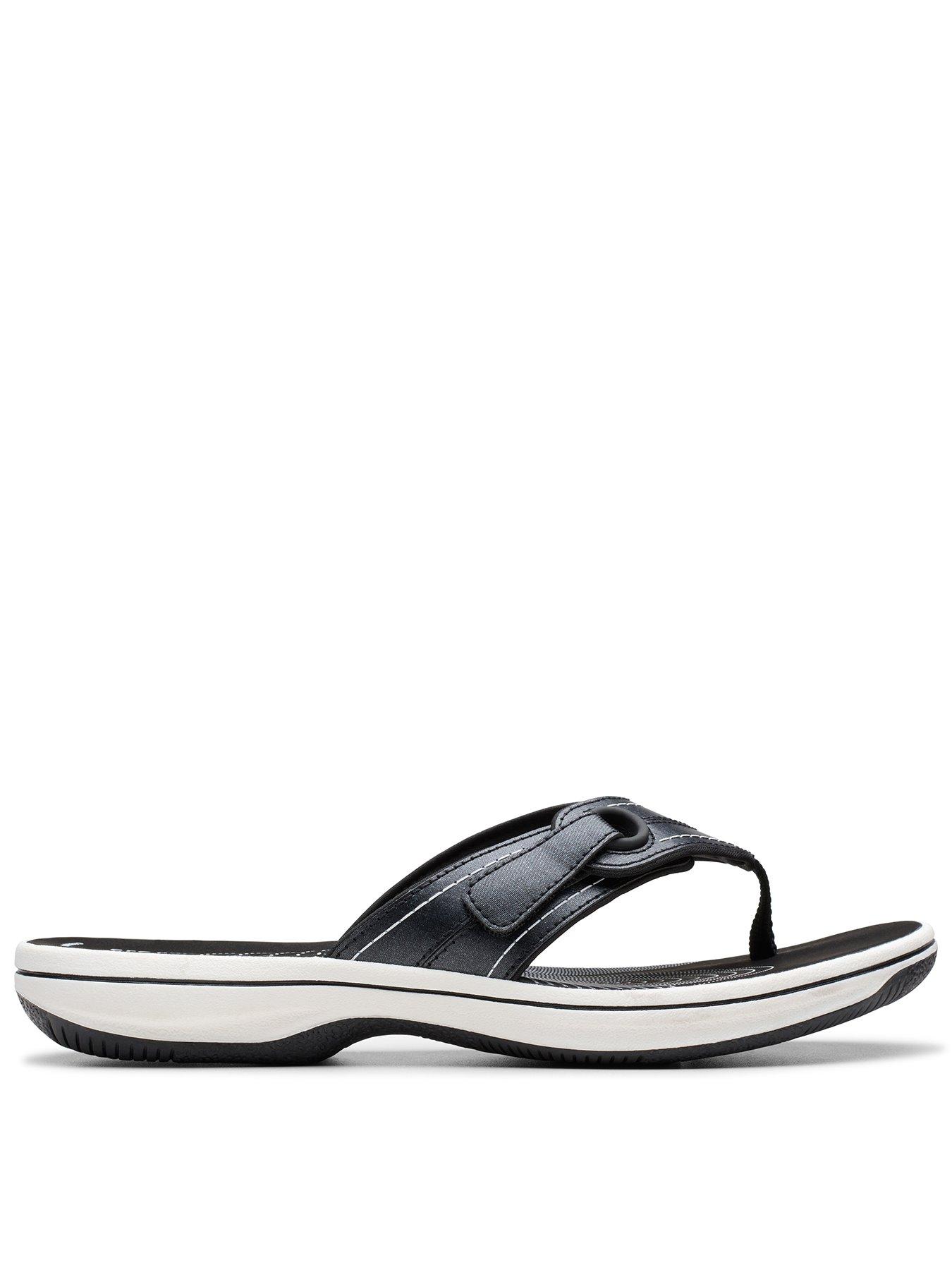 Clarks Brinkley Reyna Cushion Soft Sandal - Black