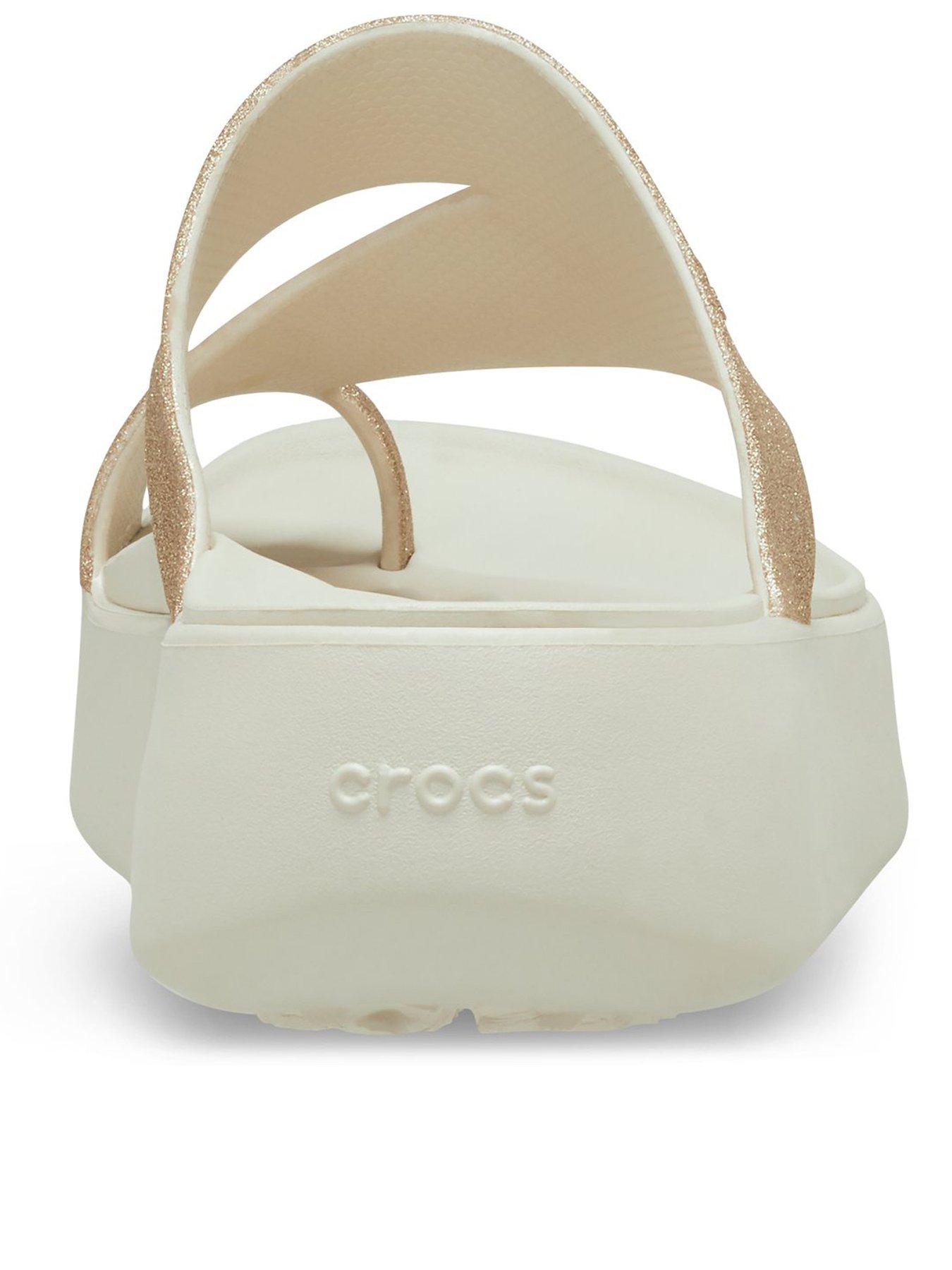 Image 3 of 6 of Crocs Getaway Platform Glitter Toe Loop - Beige