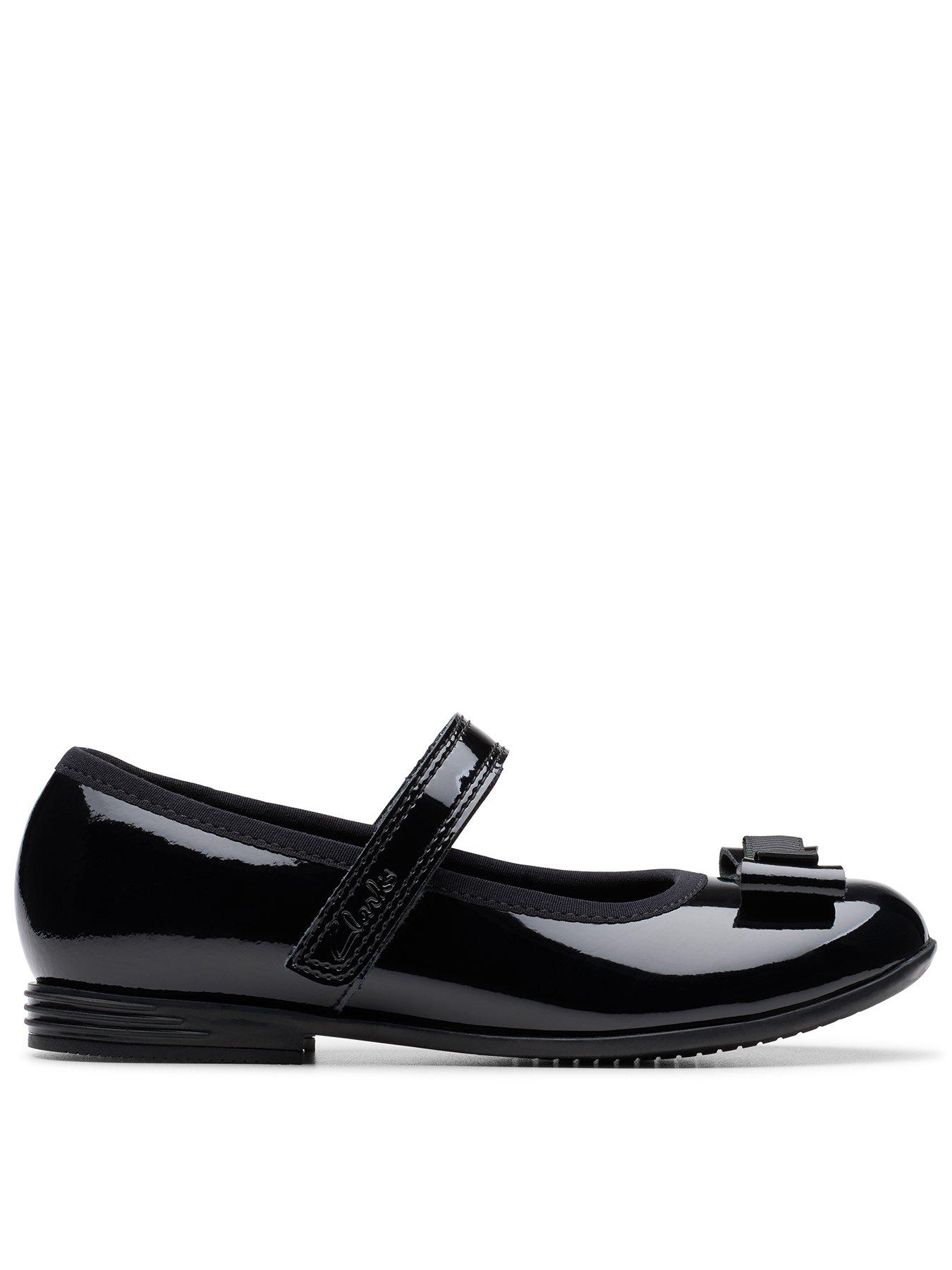 clarks-finja-tap-k-black-pat