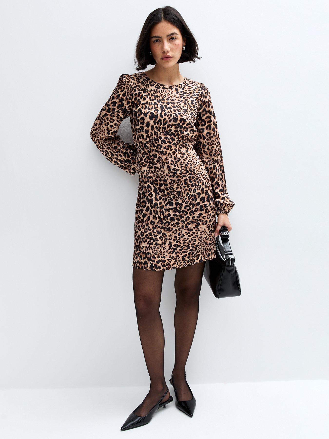LOOK 989 LEOPARD PRINT RUCHED MINI DRESS