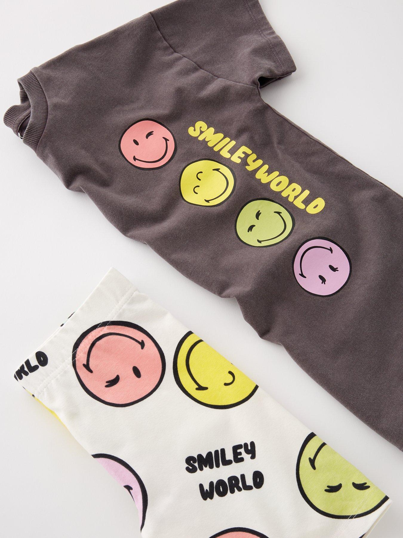 Image 5 of 5 of The Smiley Company Acid Wash T-Shirt And Cycling Short Set - Multi