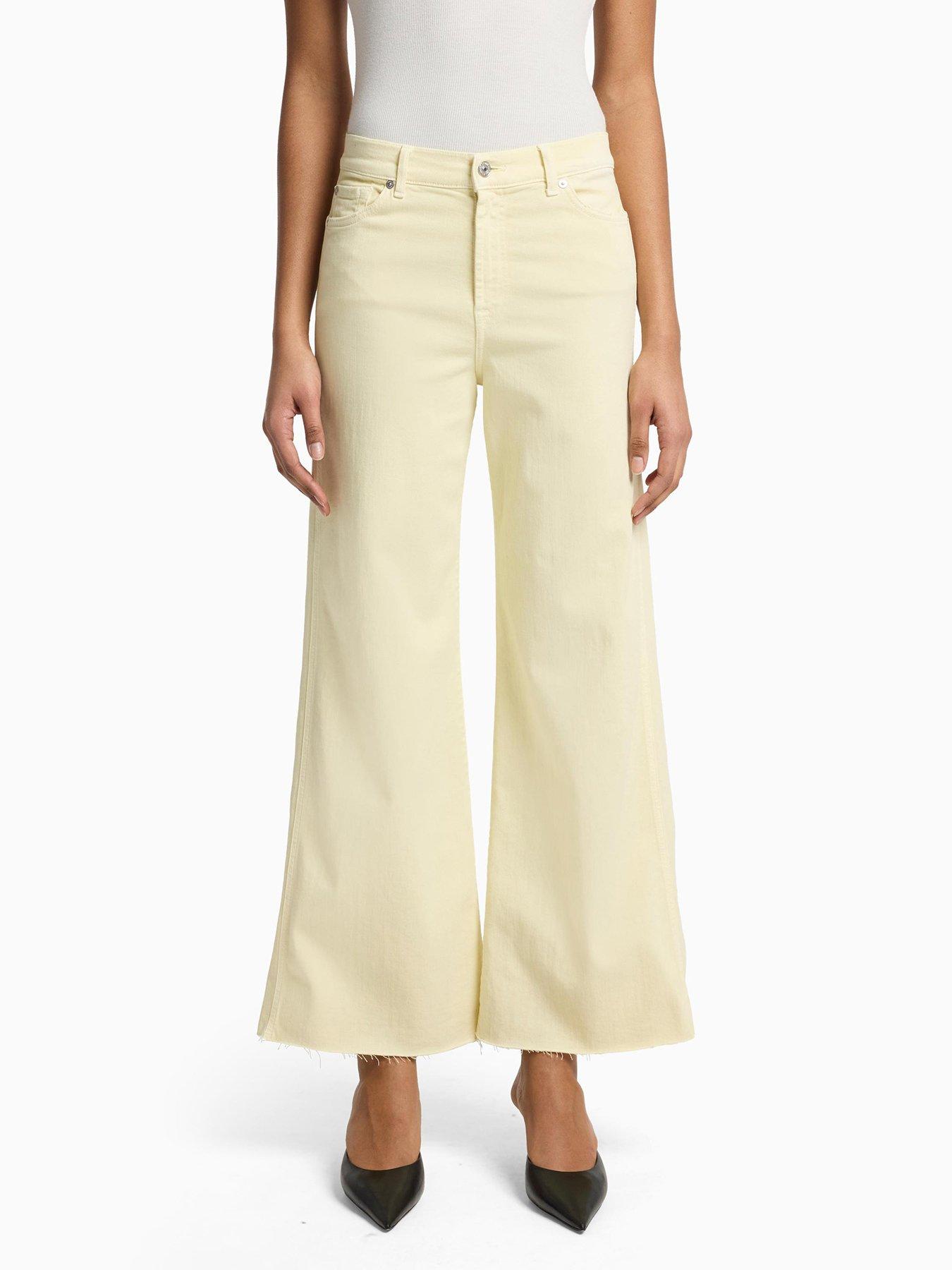 7 FOR ALL MANKIND Lotta Cropped Wide Leg Jeans With Raw Cut Hem, Light Yellow, Size 28, Women