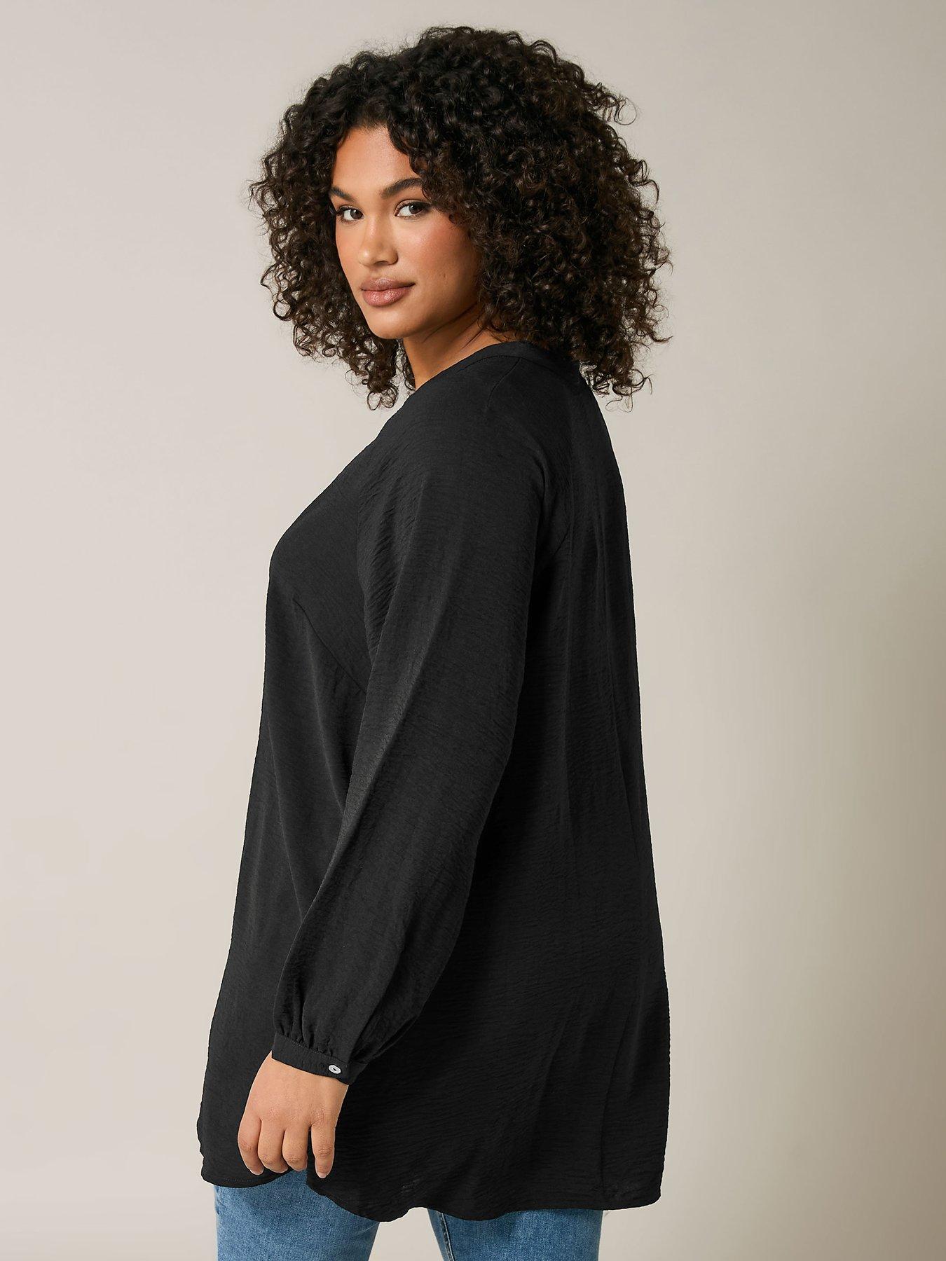 Image 2 of 5 of Evans Short Sleeve Tunic - Black