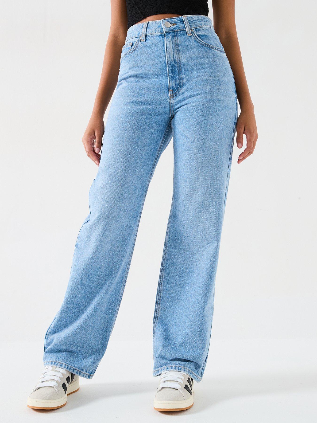 undefined High Waist Wide Leg - Light Wash