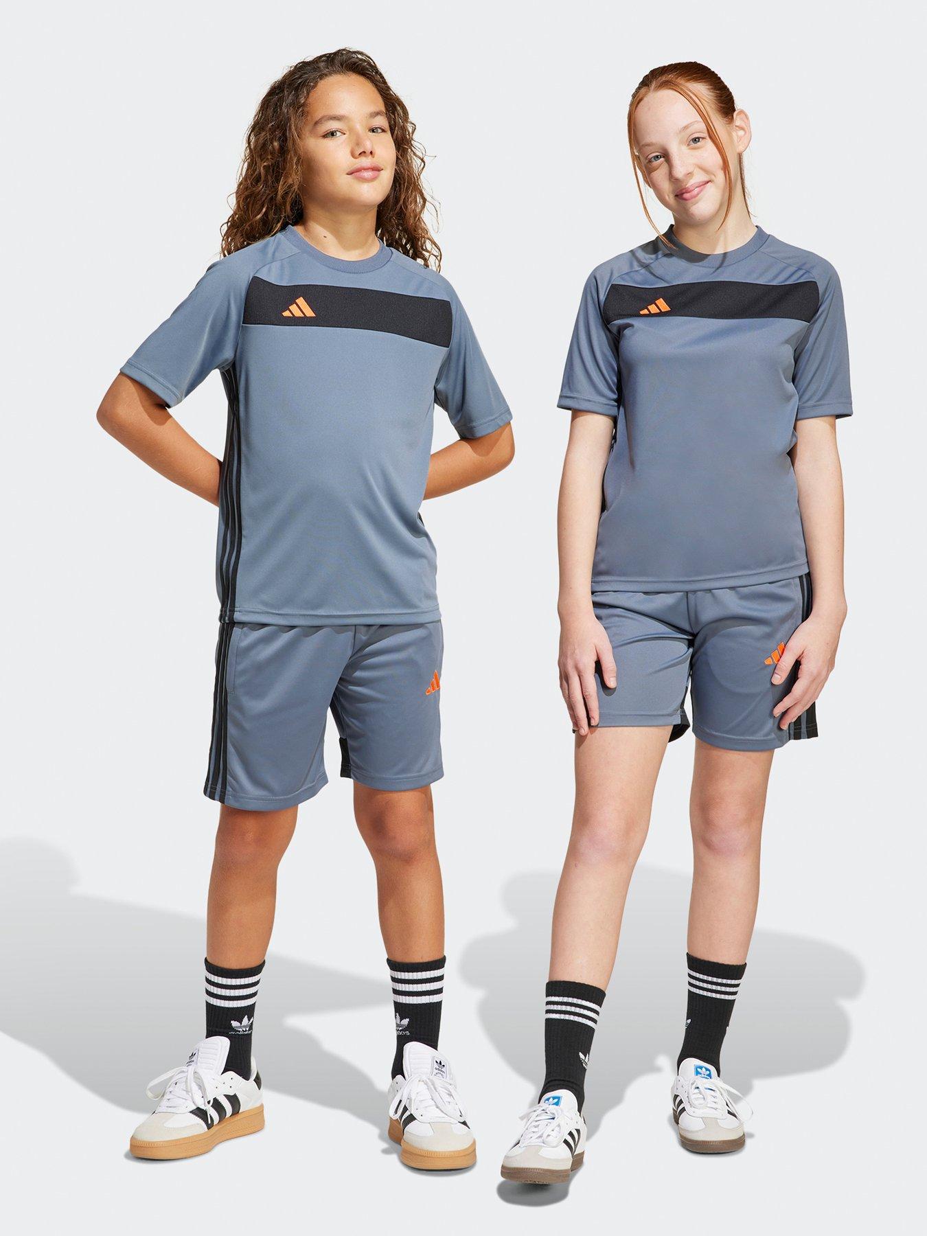 undefined Youth Tiro Essentials Short- Grey