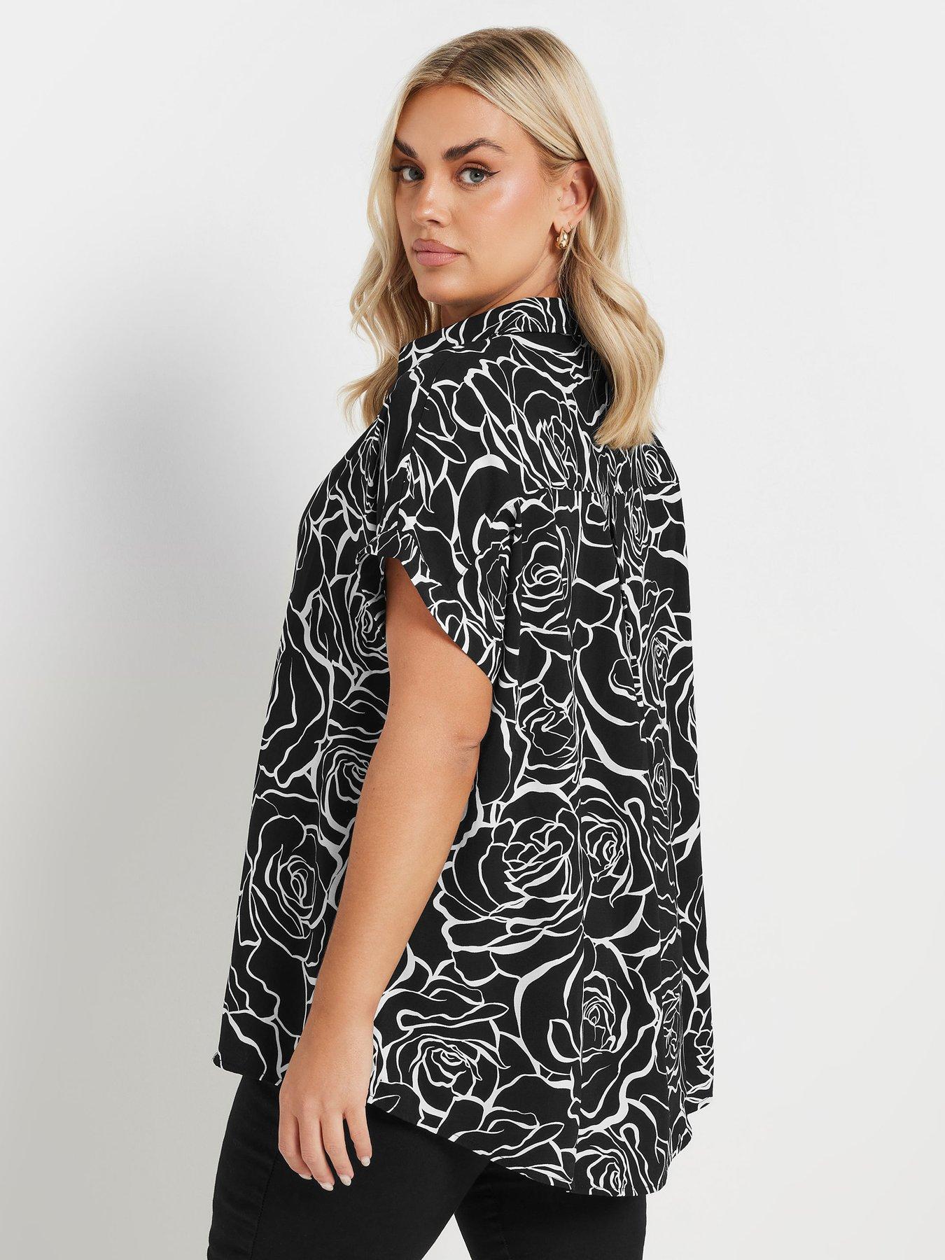 Image 2 of 4 of Yours Curve Floral Print Blouse - Black