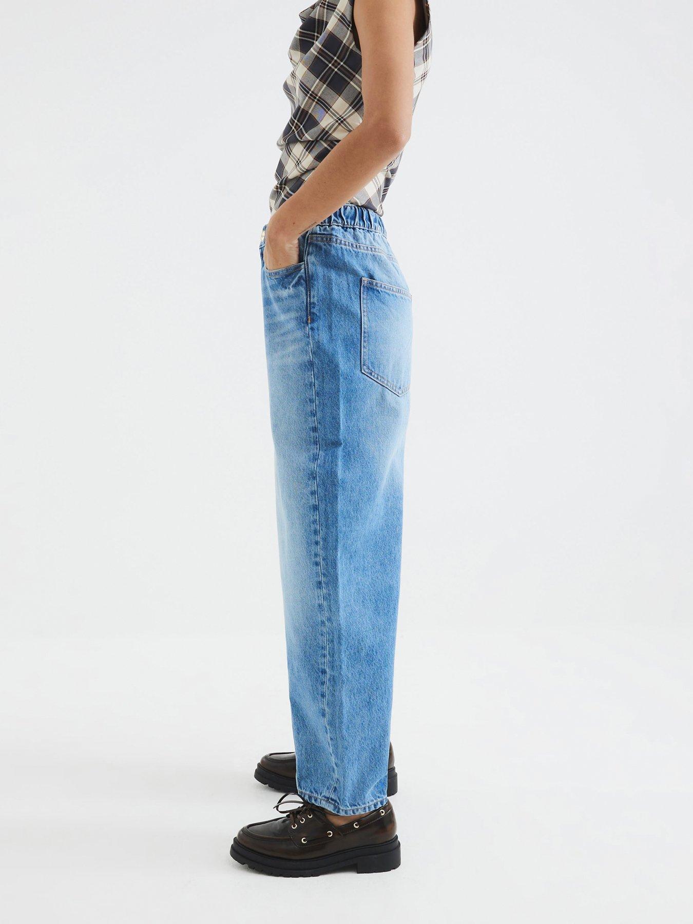 Image 2 of 5 of River Island Elasticated Barrel Jean - Medium Blue Denim