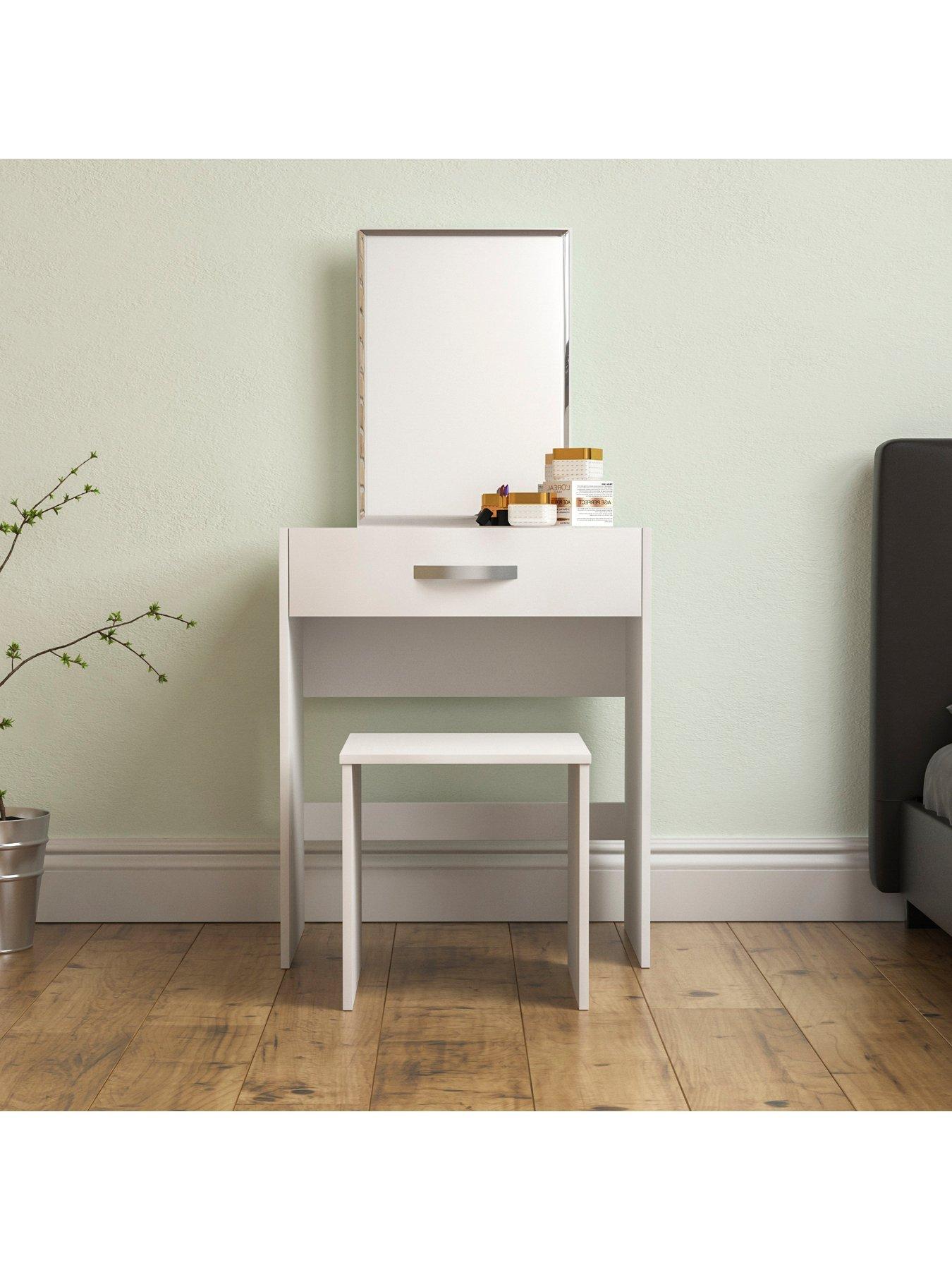 Image 6 of 7 of Vida Designs Isla Dressing Table