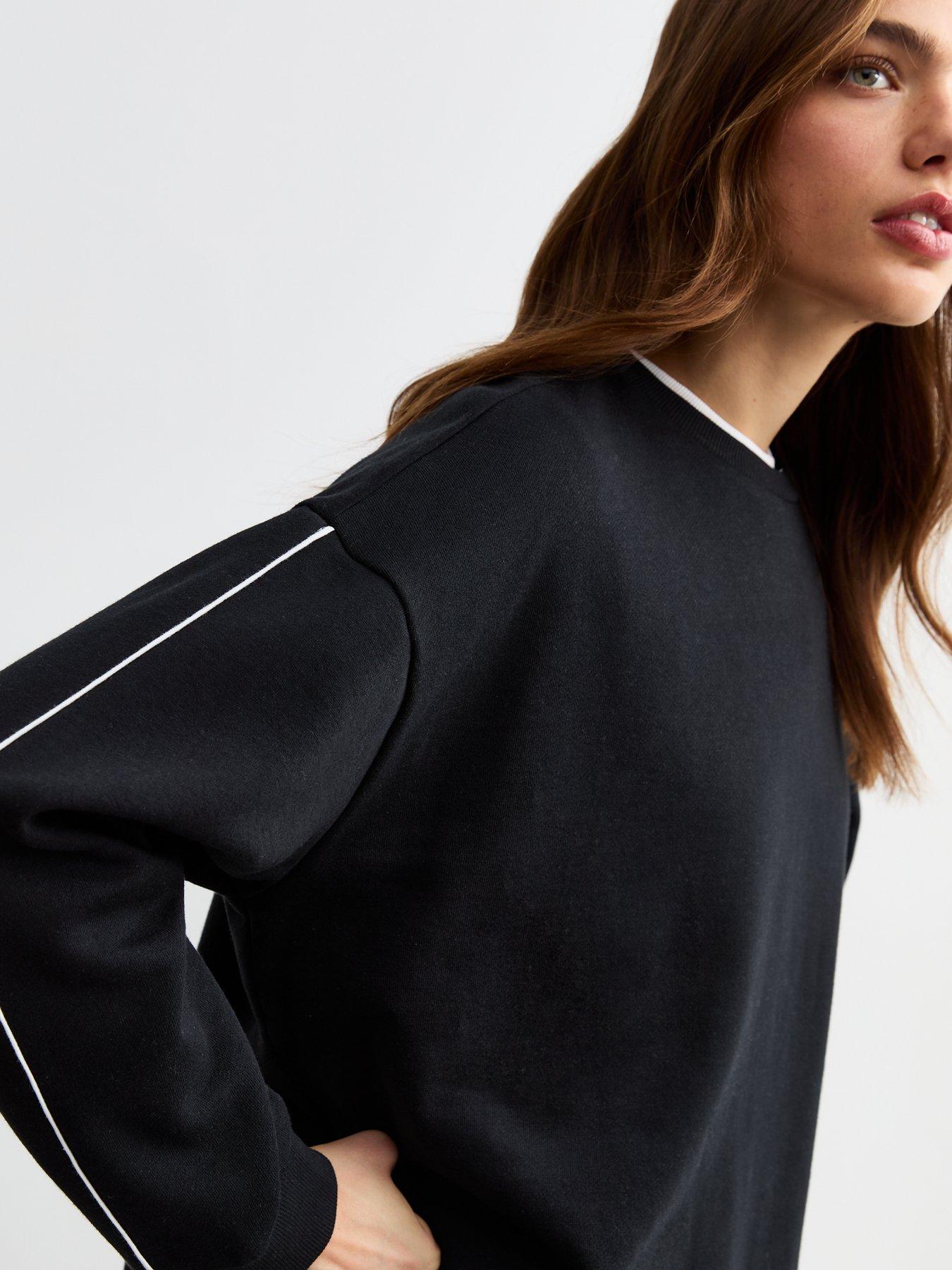 Image 4 of 5 of New Look Black Side Piping Oversized Sweatshirt