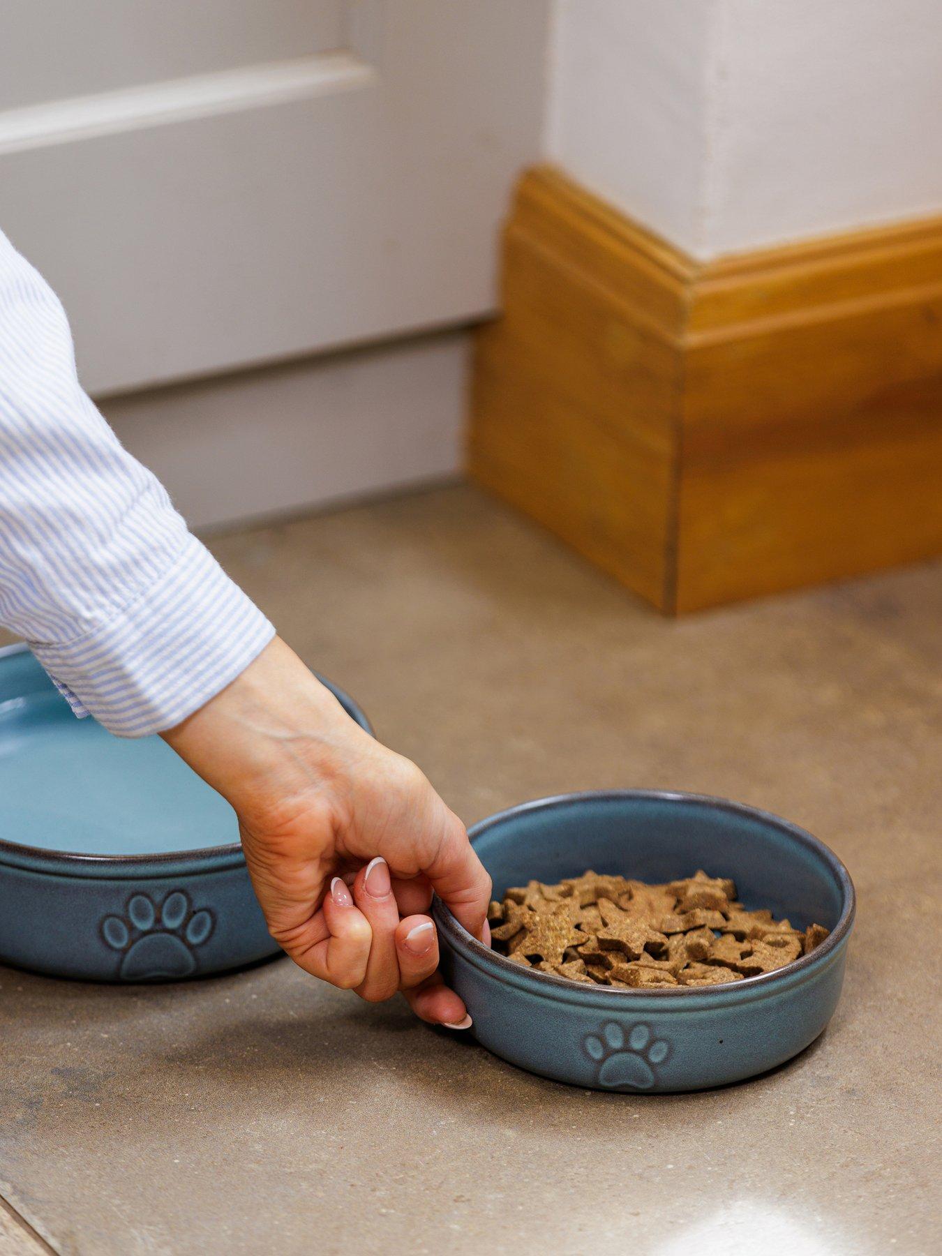 Product photograph of Mason Cash Set Of 2 Reactive Paw Bowls 13cm from very.co.uk