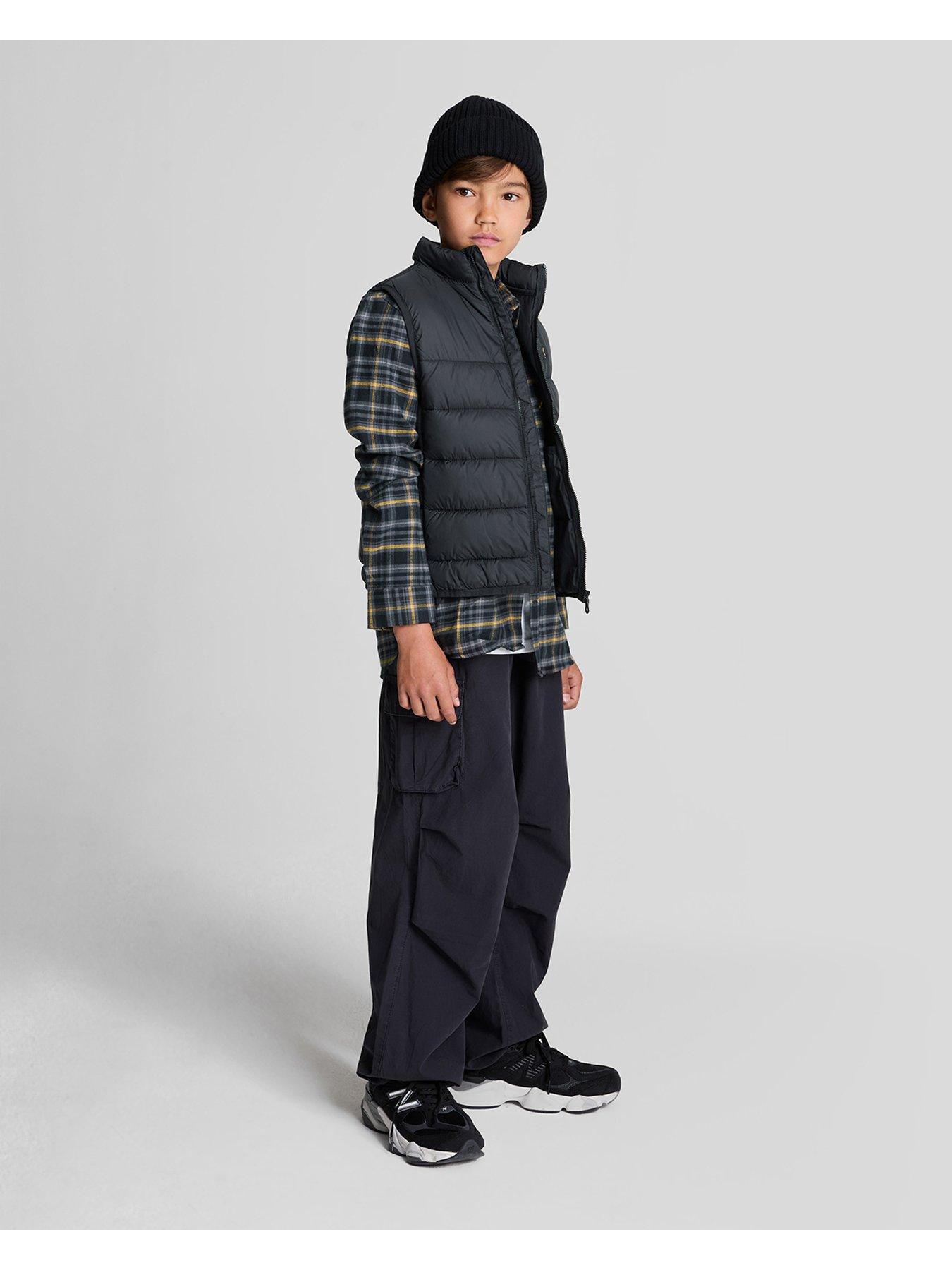 Image 2 of 7 of Lyle & Scott Boys Wadded Gilet - Black