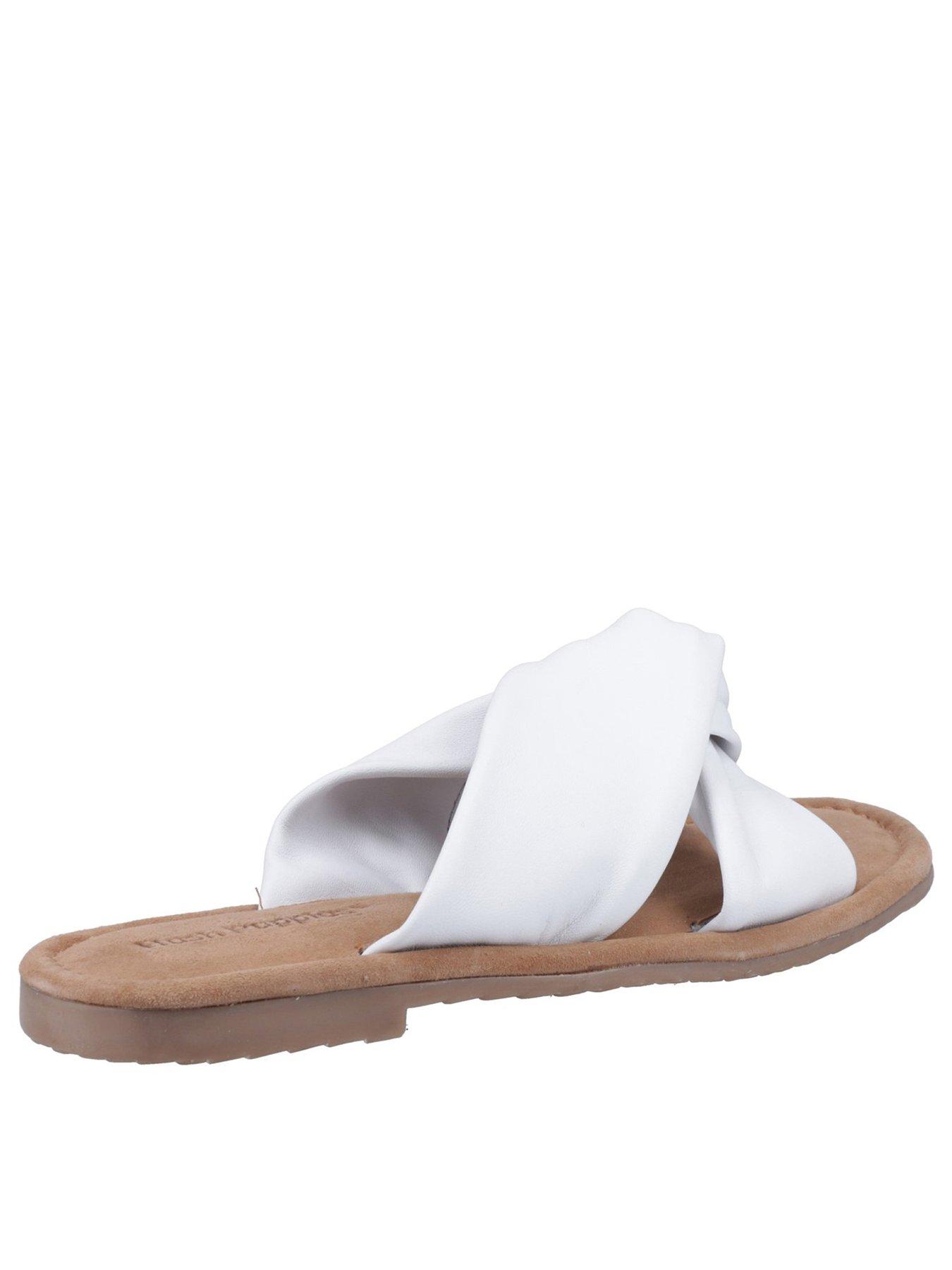 Image 3 of 4 of Hush Puppies Amy Wide Fit Sandal - White