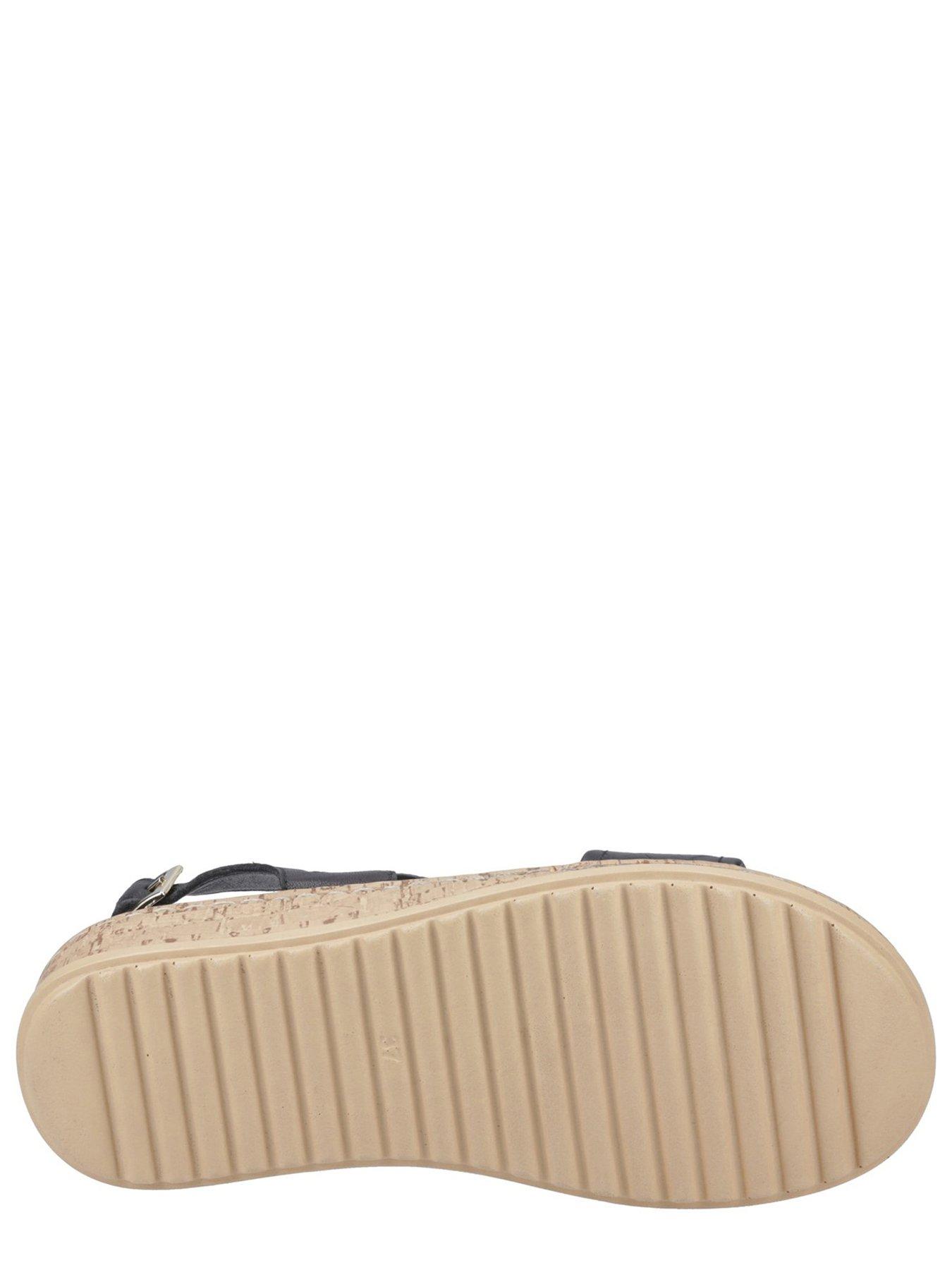 Image 5 of 5 of Hush Puppies Ebony Wide Fit Sandal - Black