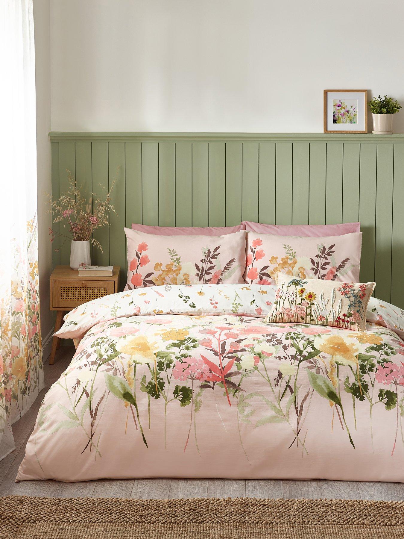 Image 1 of 6 of Catherine Lansfield Countryside Floral Duvet Cover Set