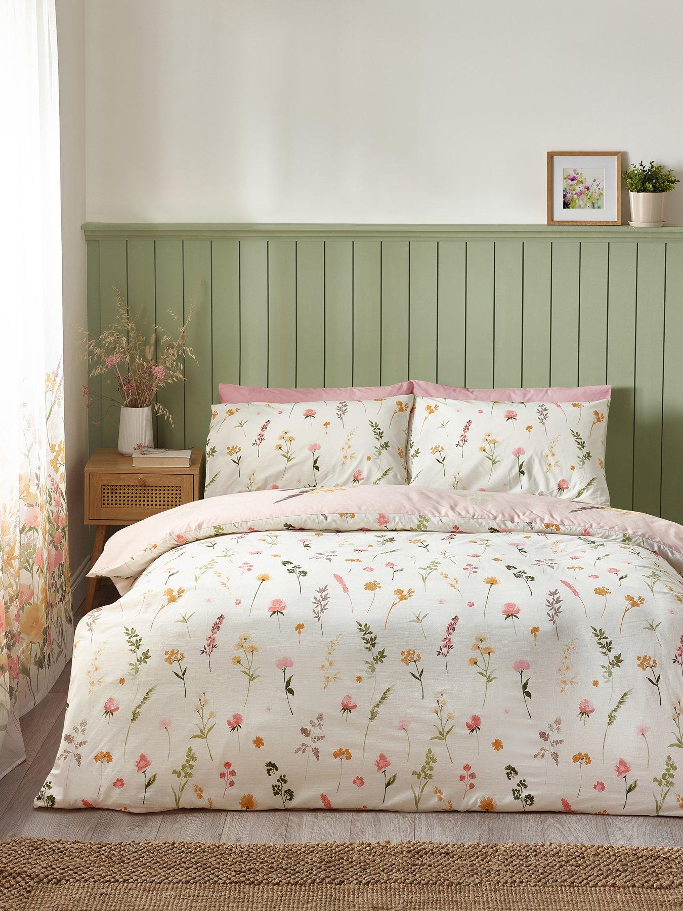 Image 4 of 6 of Catherine Lansfield Countryside Floral Duvet Cover Set