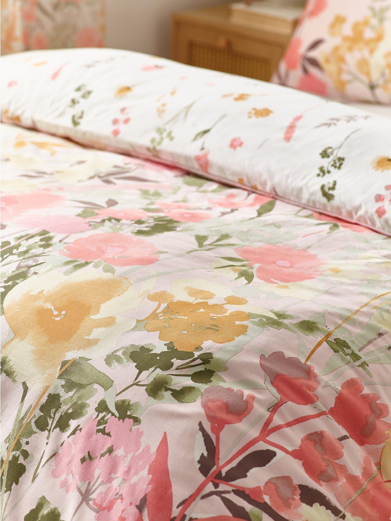 Image 6 of 6 of Catherine Lansfield Countryside Floral Duvet Cover Set