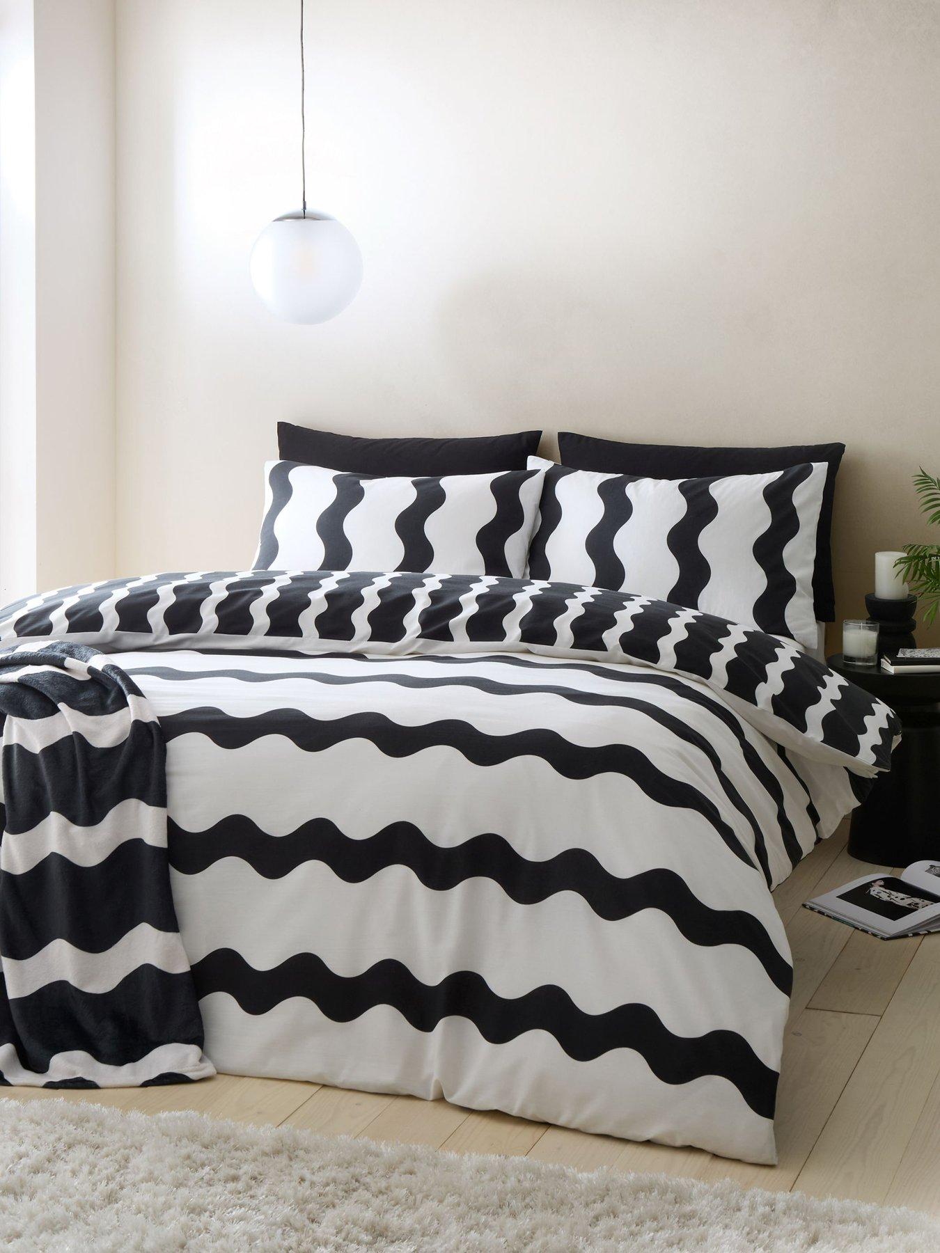 Sassy B Waves Duvet Cover Set