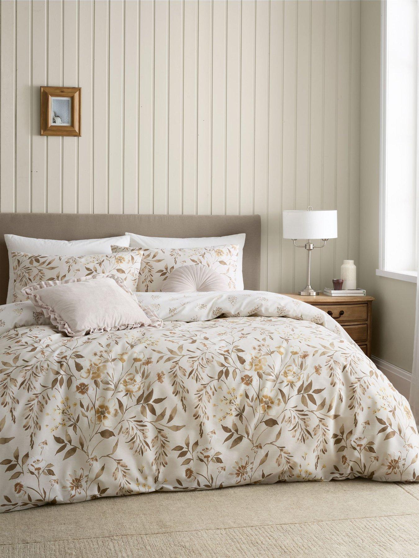 Catherine Lansfield Isadora Floral Duvet Cover Set