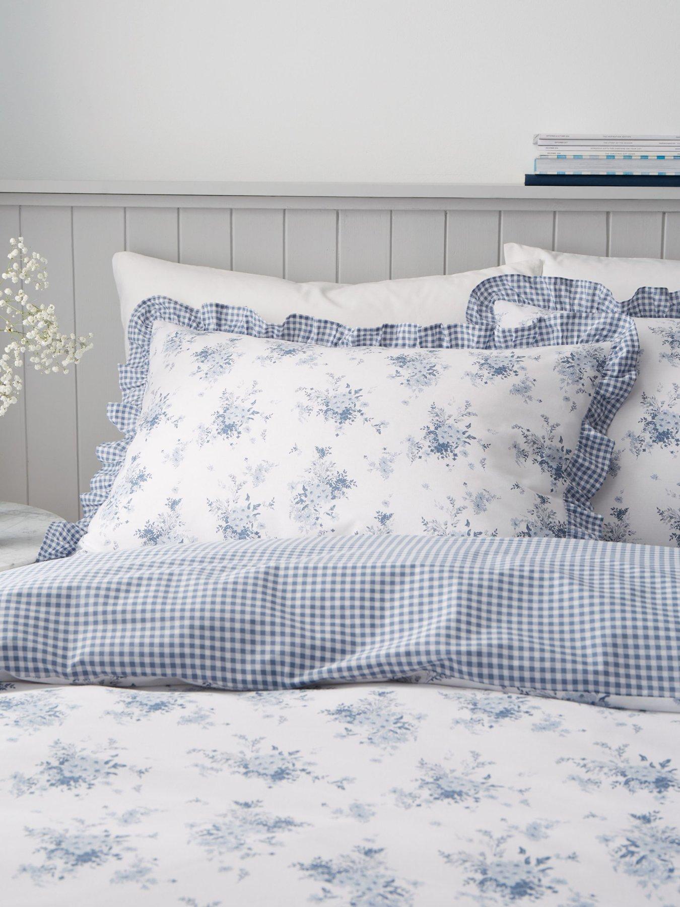 Image 1 of 7 of Catherine Lansfield Lucie Floral Duvet Cover Set