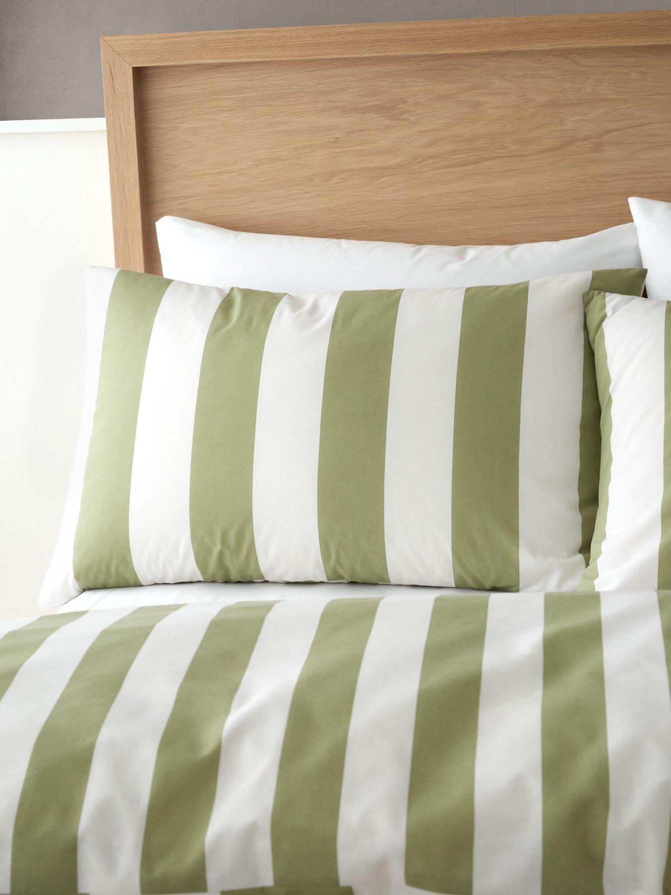 Image 4 of 6 of Catherine Lansfield Cove Stripe Duvet Cover Set