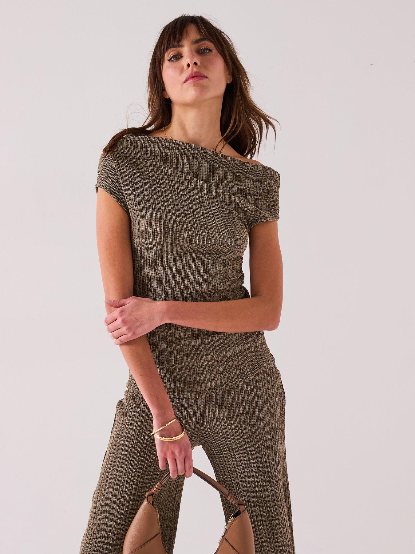 undefined Textured Asymmetric Top Co-Ord - Mono