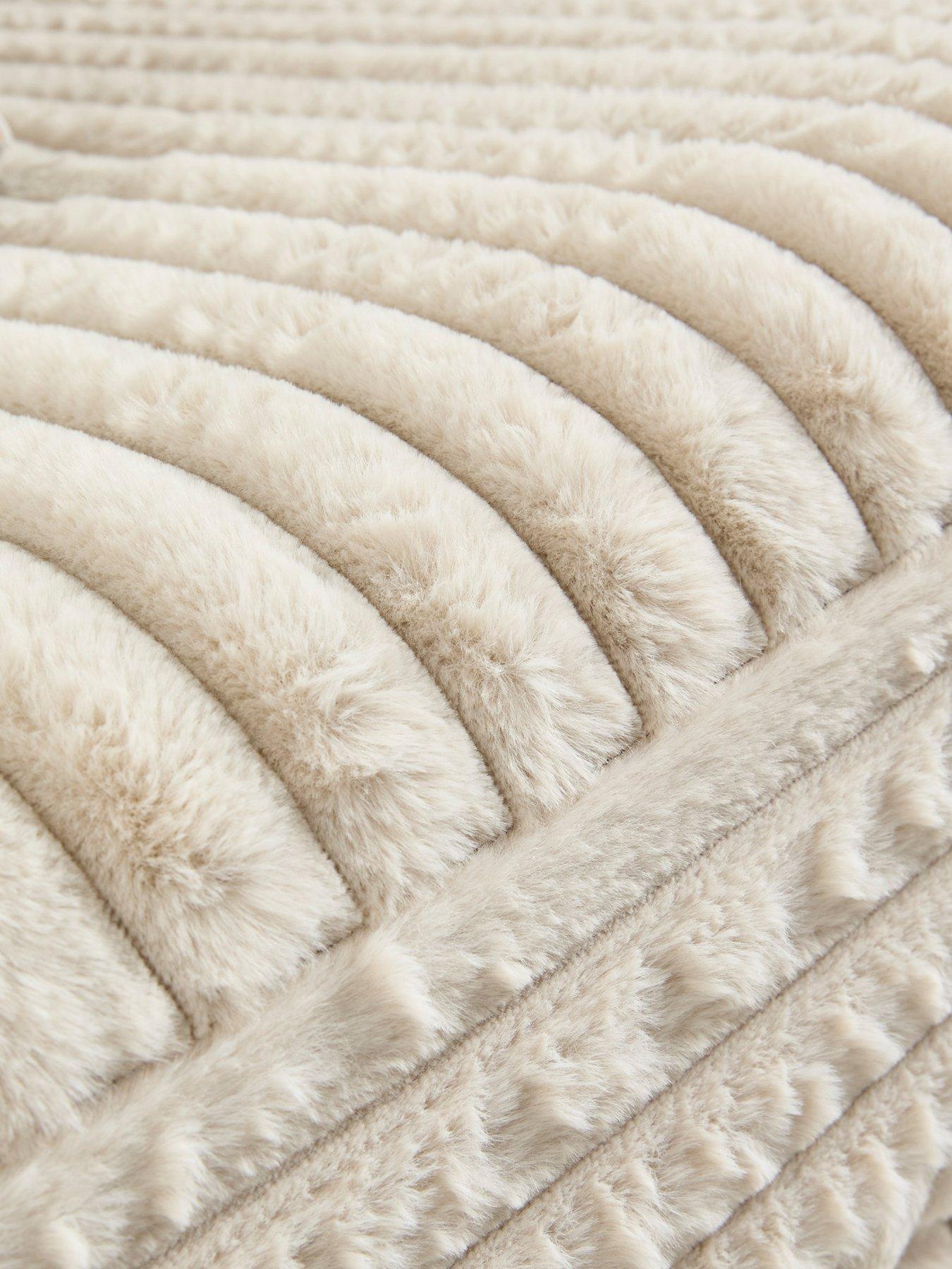 Image 7 of 7 of Very Home Cosy Cord&nbsp;4 Seater Sofa&nbsp;- Made to order in the UK