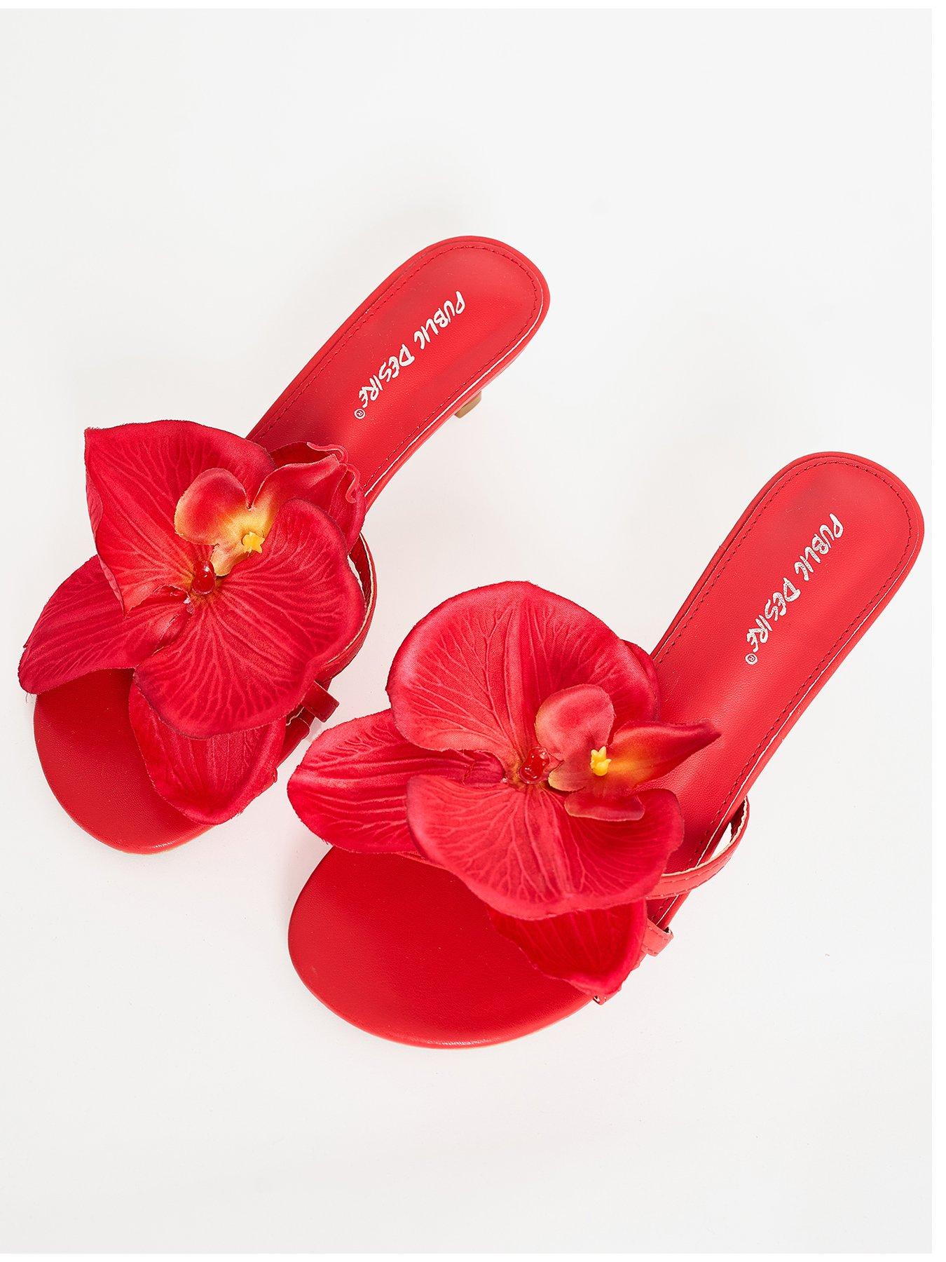 undefined Nikah Flower Detail Kitten Heels - Red