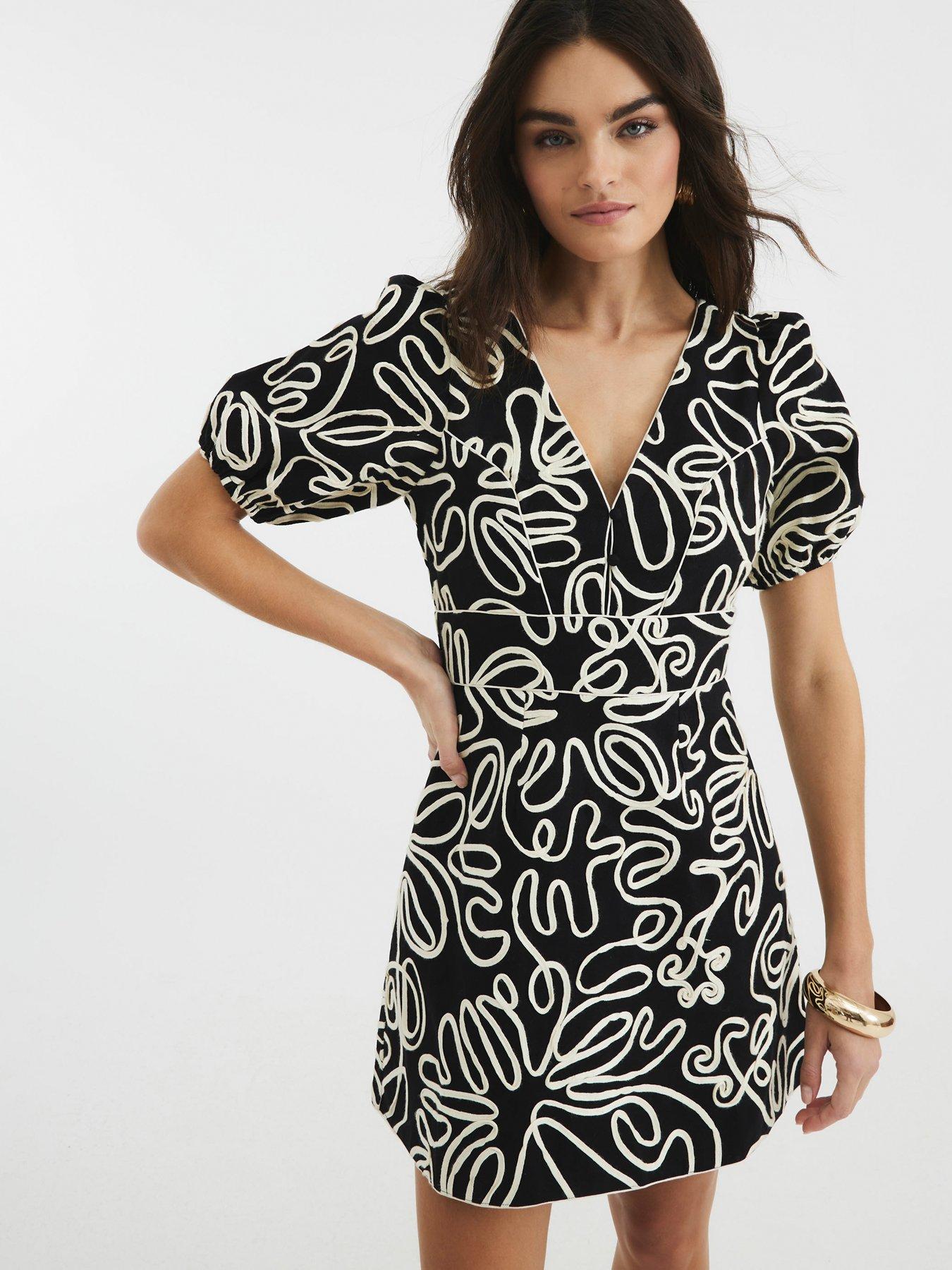 undefined Puff Sleeve Floral Mini Dress - Black