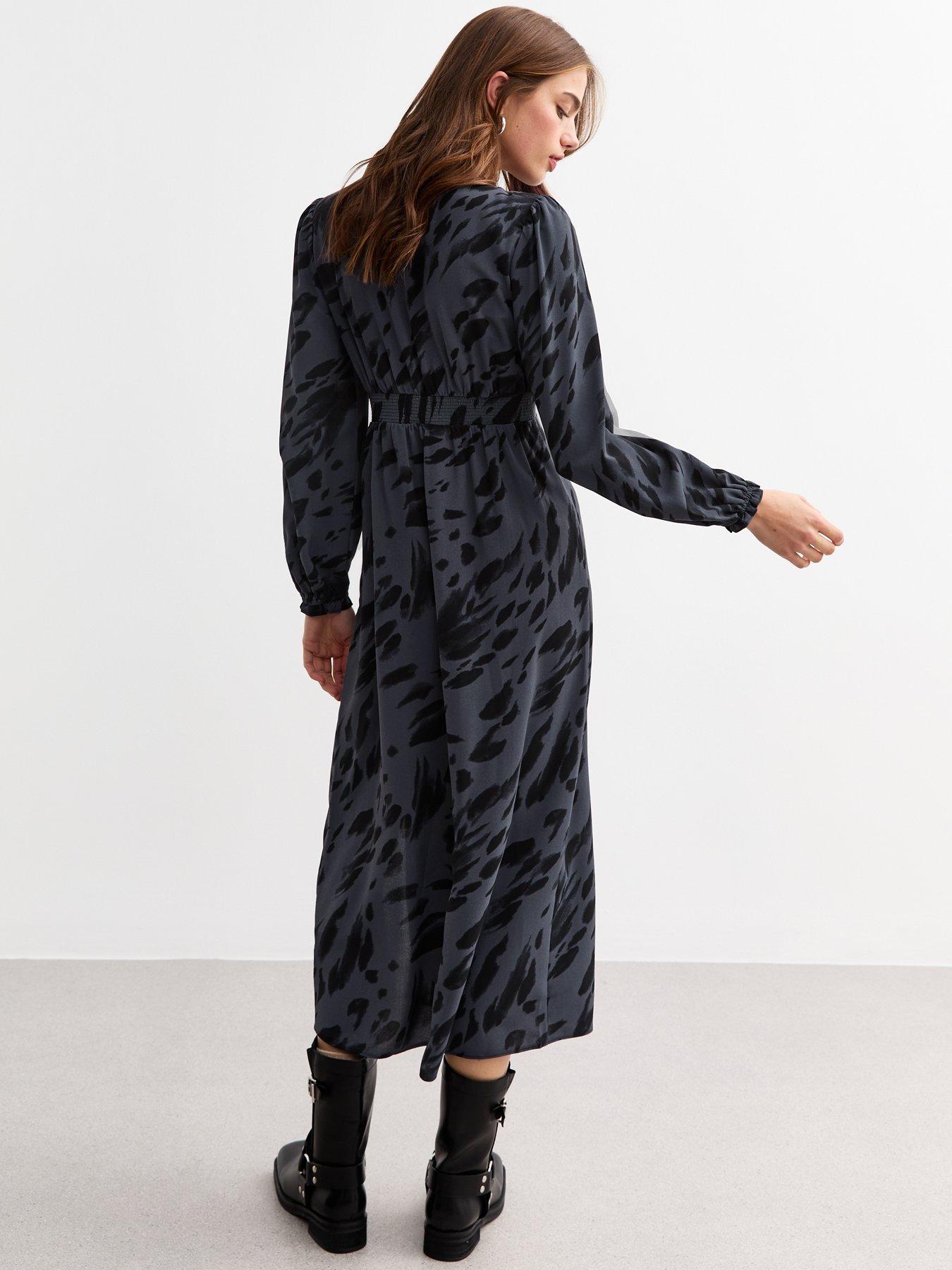 Image 2 of 5 of New Look Printed Carol Midi Dress - Blue
