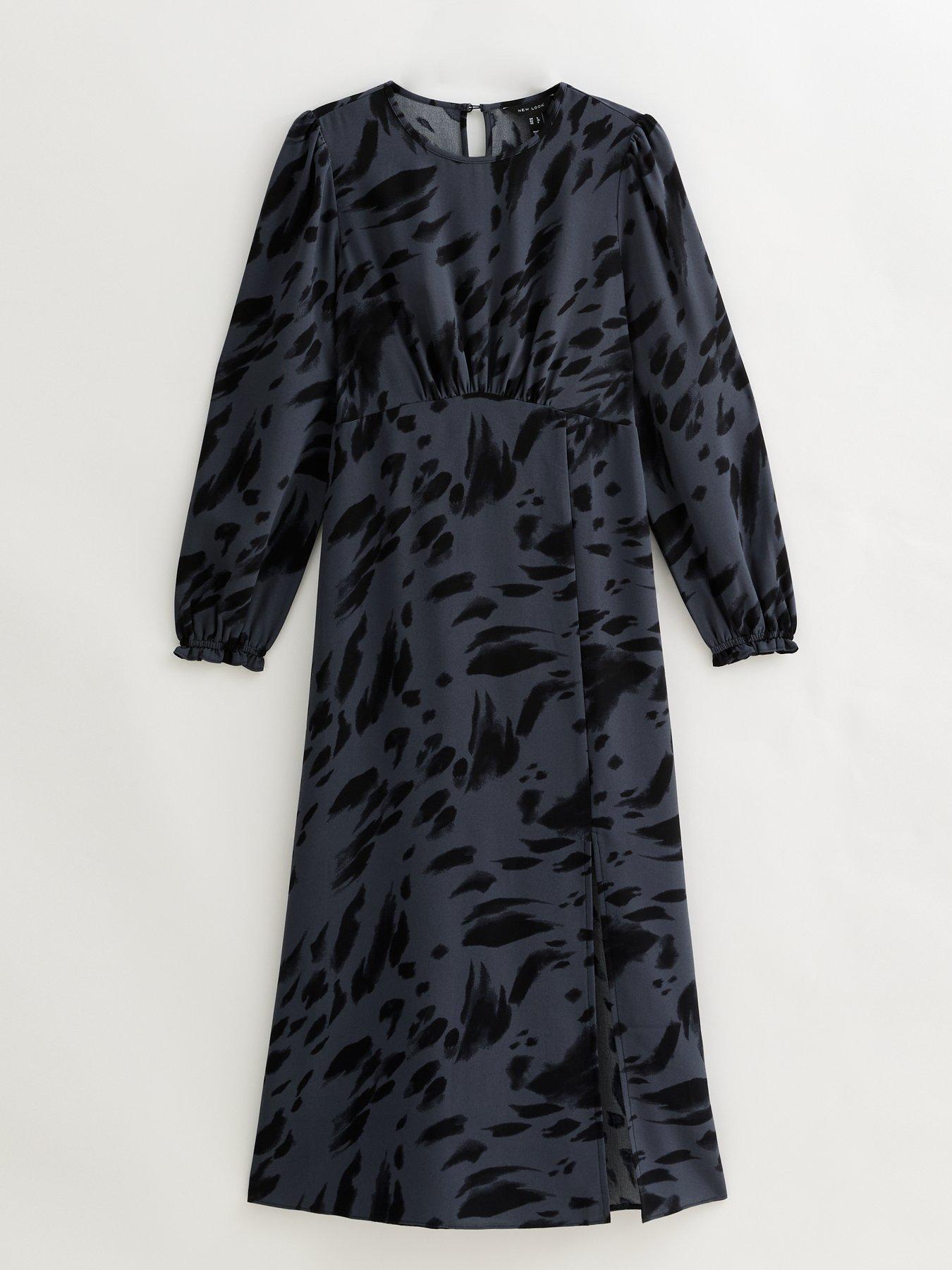 Image 5 of 5 of New Look Printed Carol Midi Dress - Blue