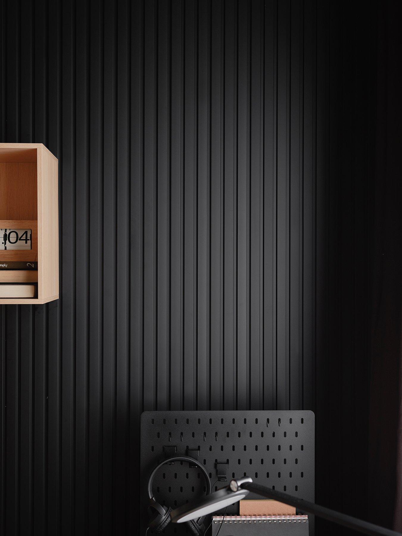 undefined Linerio Internal Decorative Wall Panel Pack 16; 2650mm x 122mm per each length; Total coverage 5.22m2