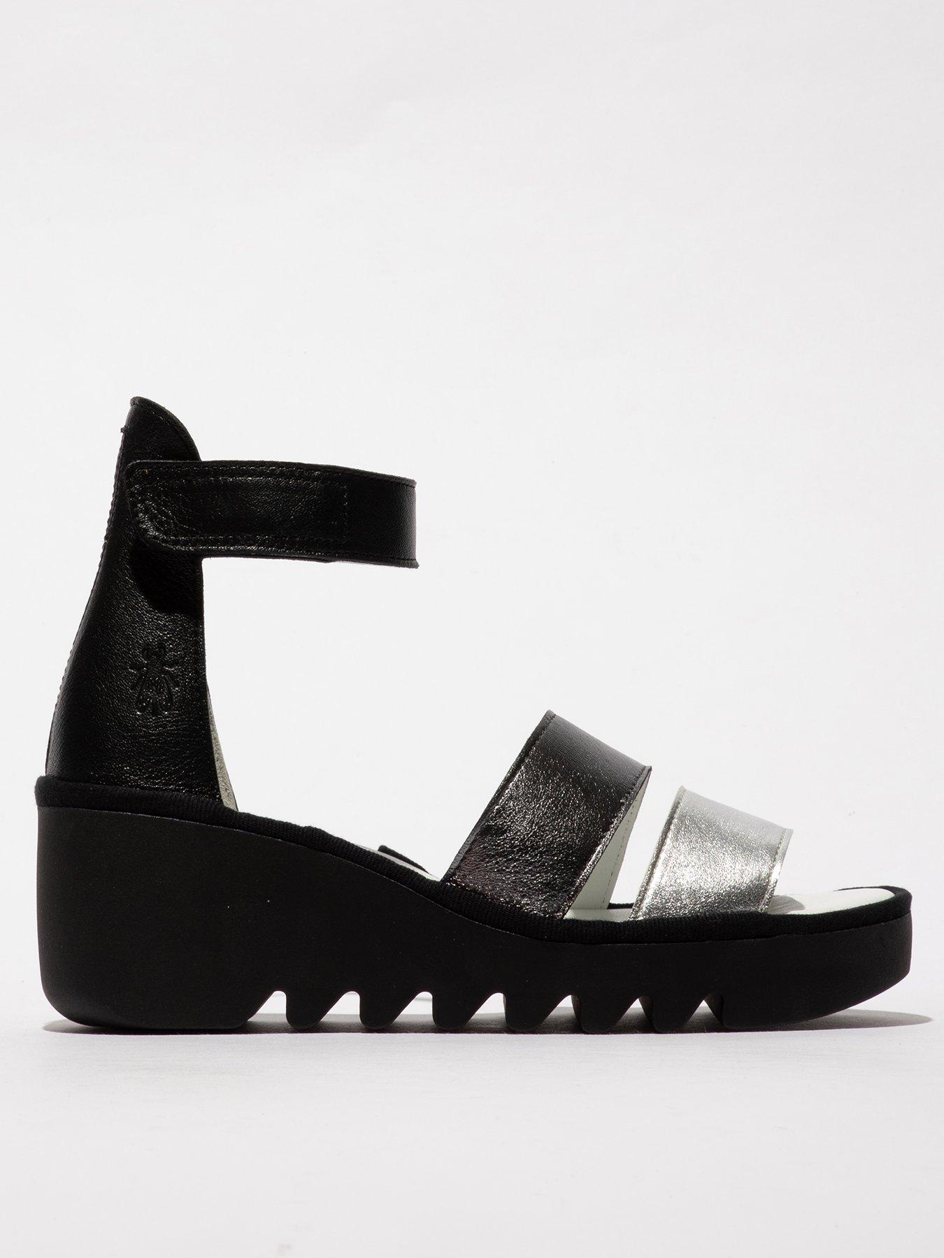 undefined Bono Low Wedge Sandal - Black